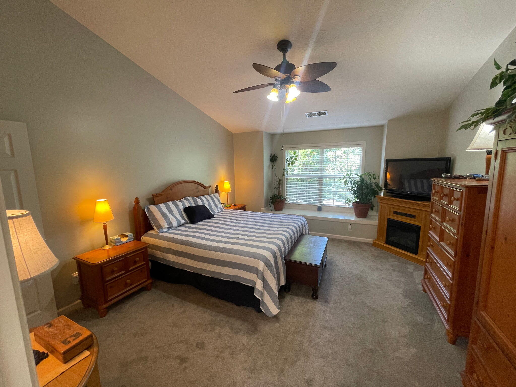 532 Meadowcrest Park Property Photo 79