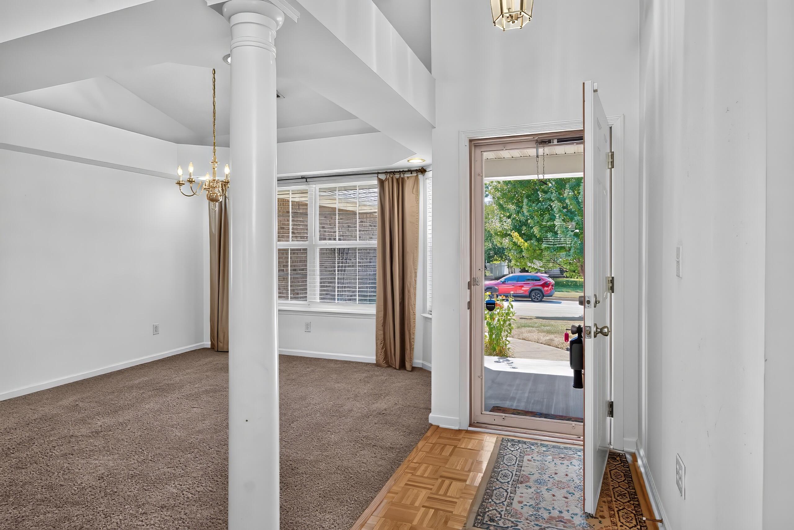 1209 Melody Lane Property Photo 4