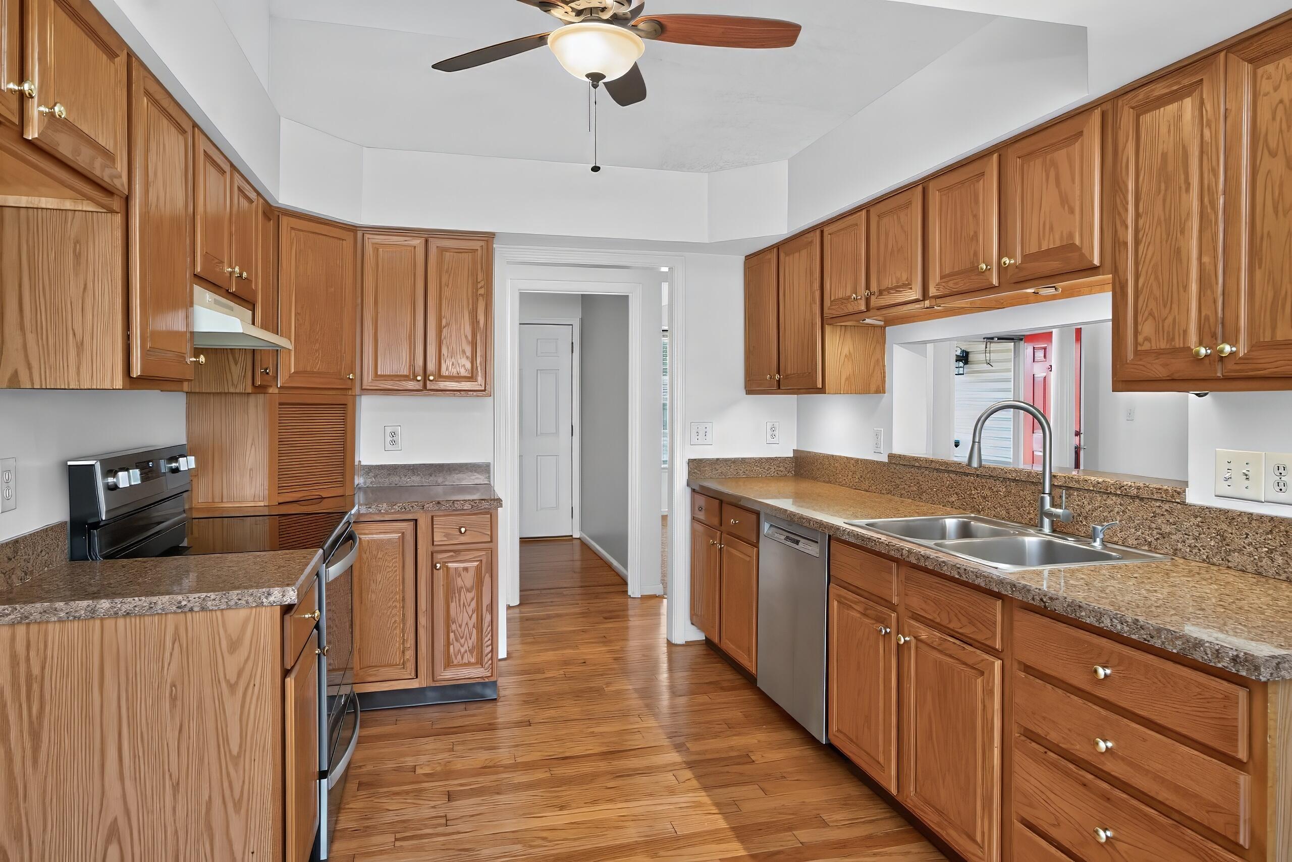 1209 Melody Lane Property Photo 10