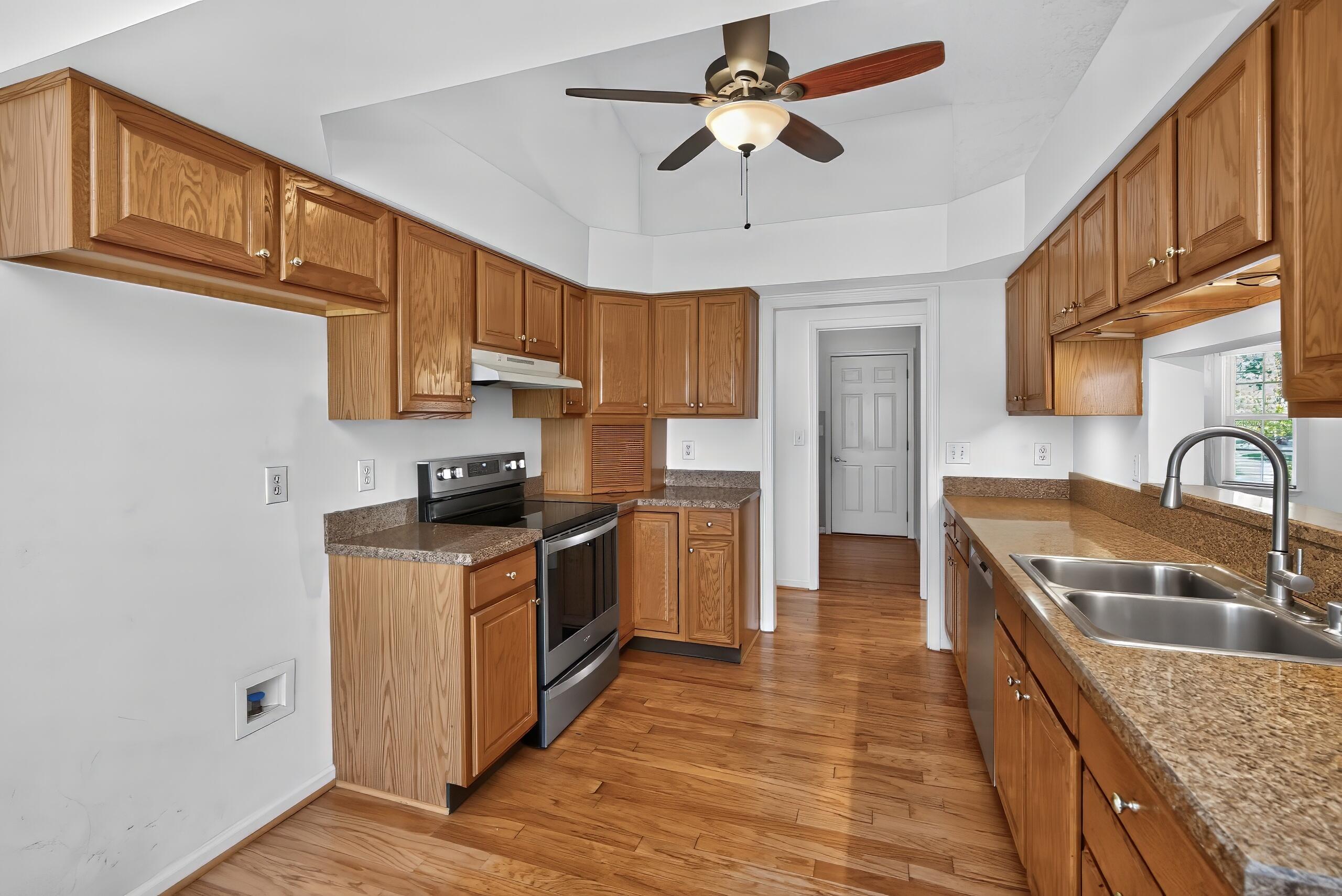 1209 Melody Lane Property Photo 11