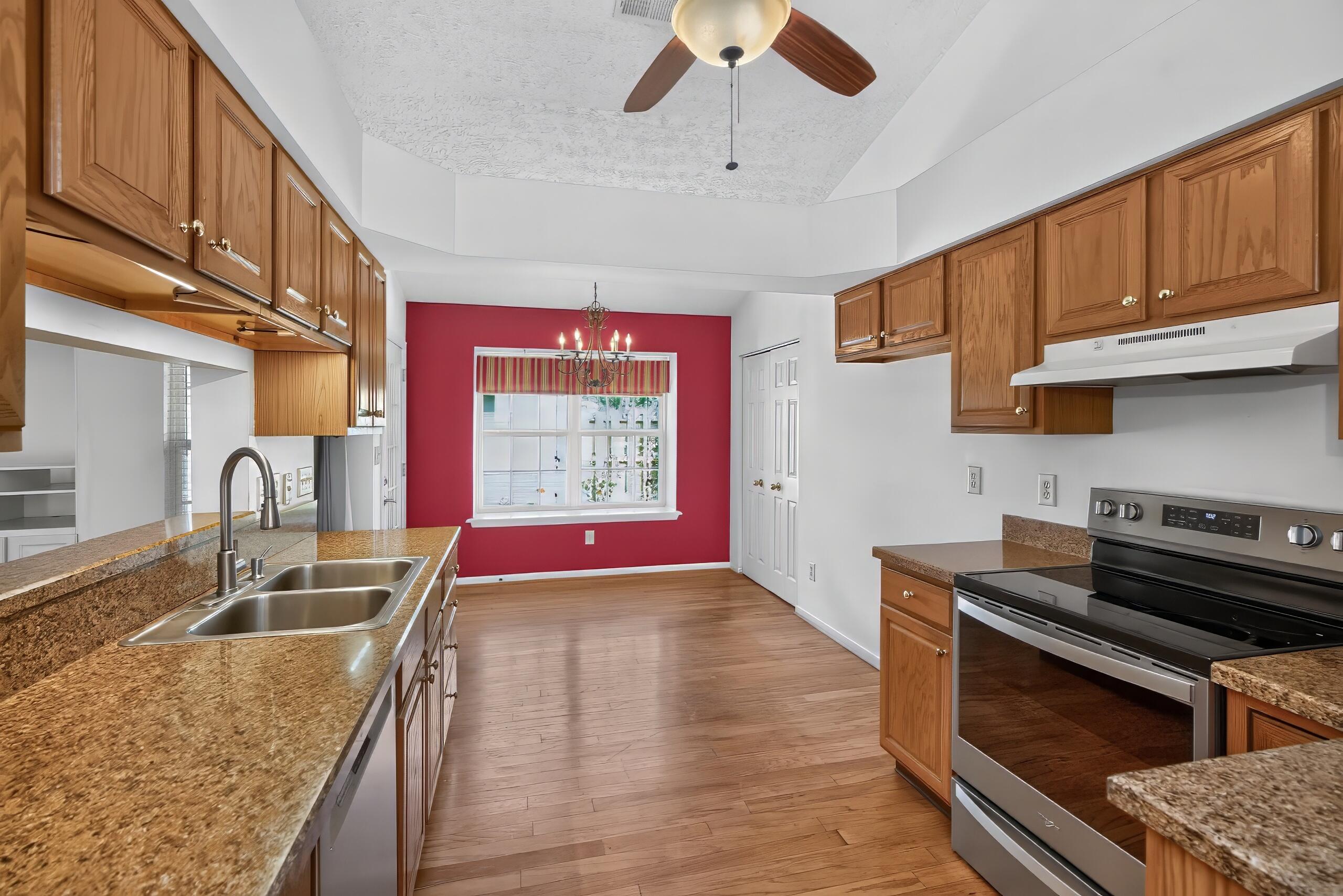 1209 Melody Lane Property Photo 13