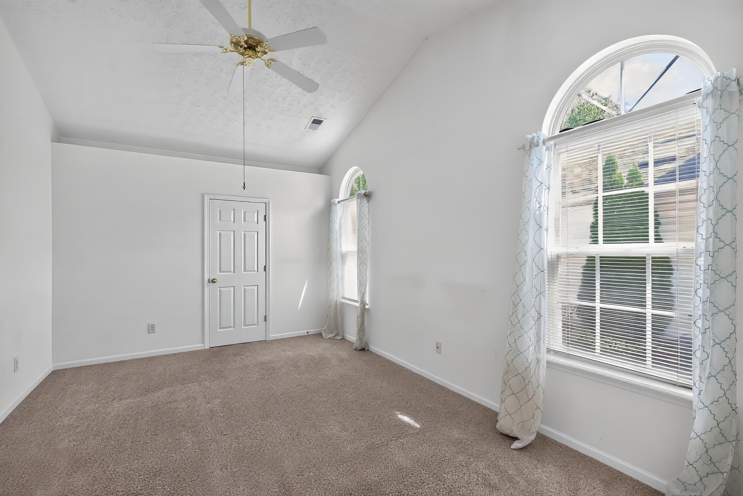 1209 Melody Lane Property Photo 14