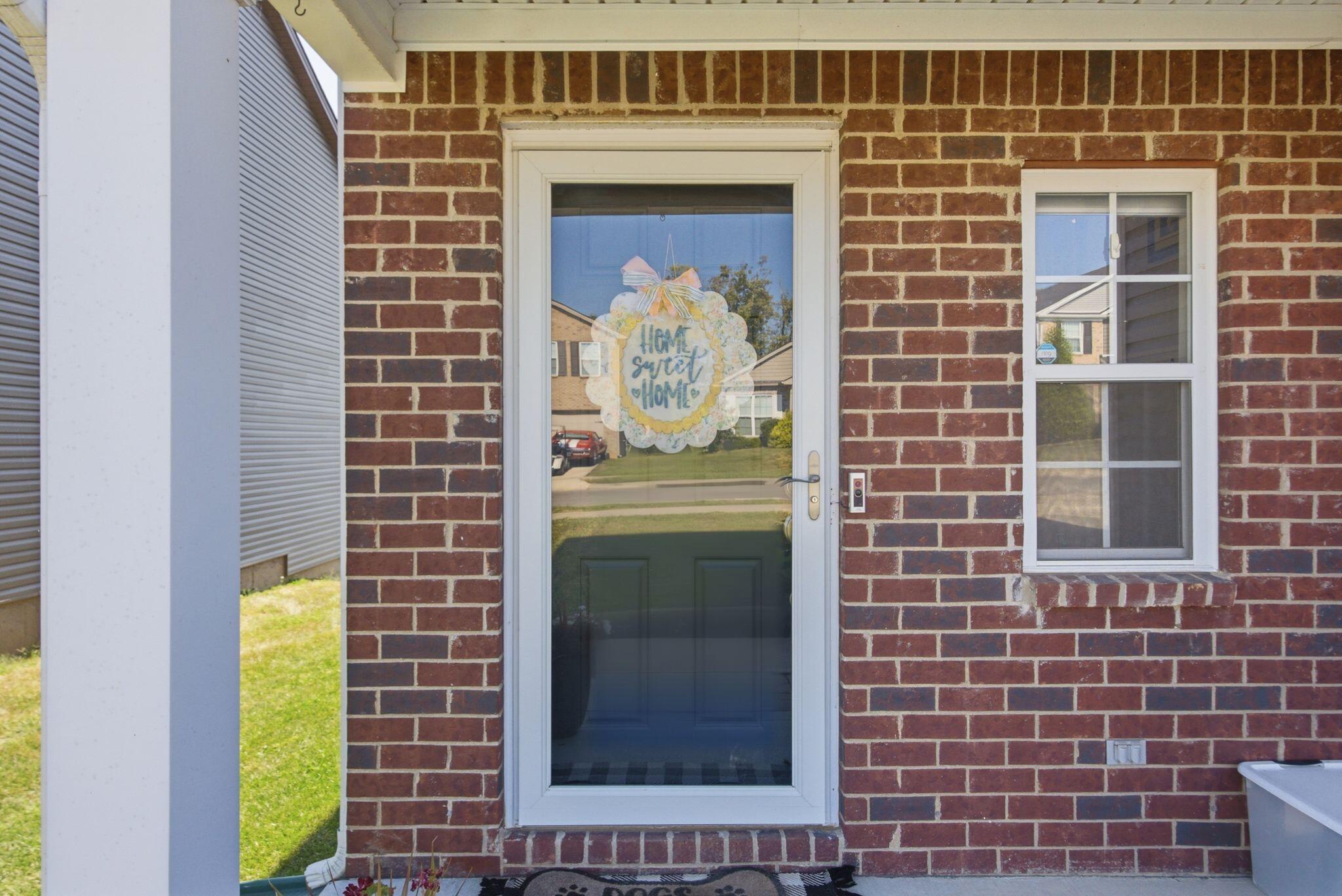 208 Sinclair Court Property Photo 7