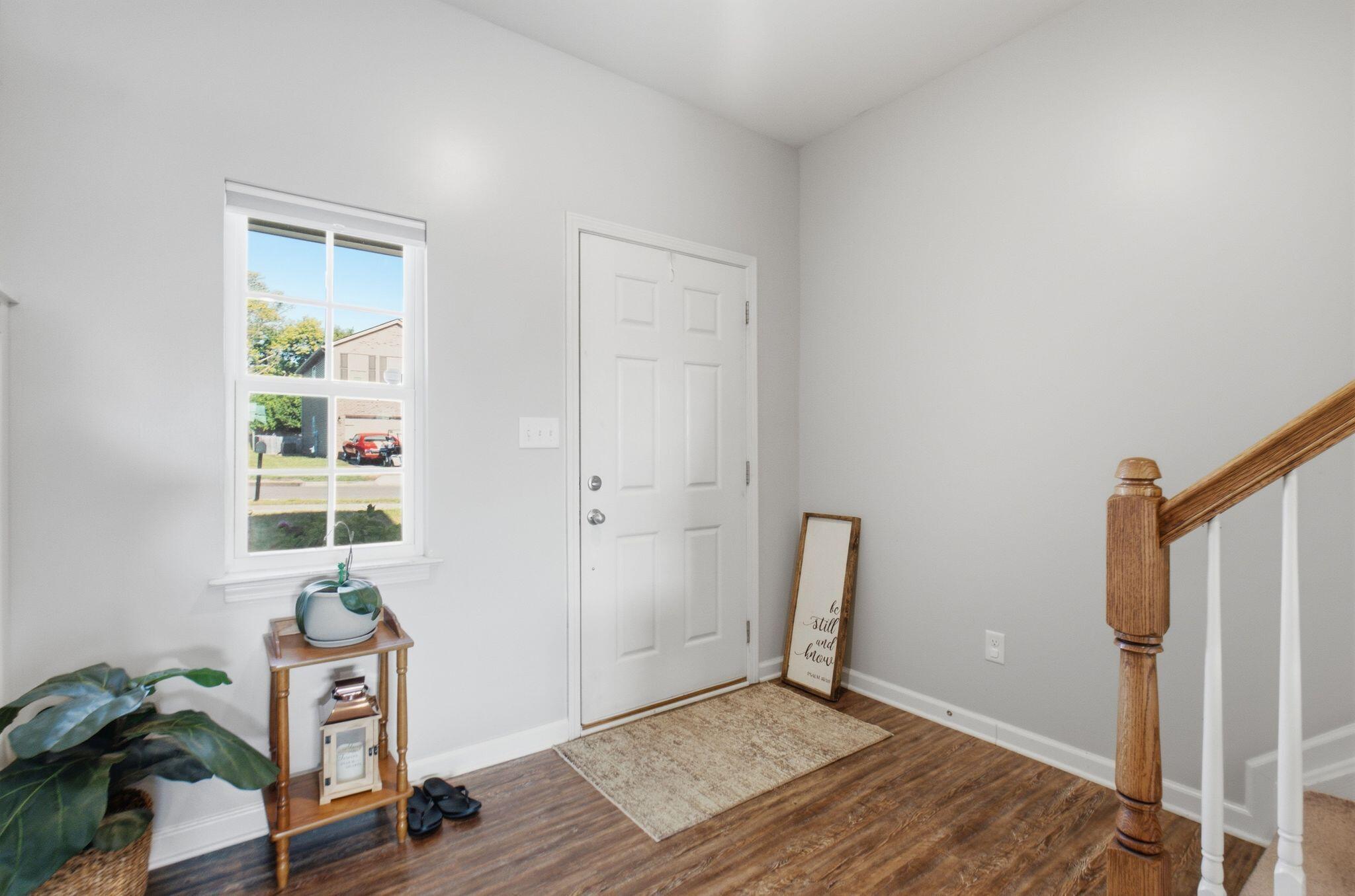 208 Sinclair Court Property Photo 23