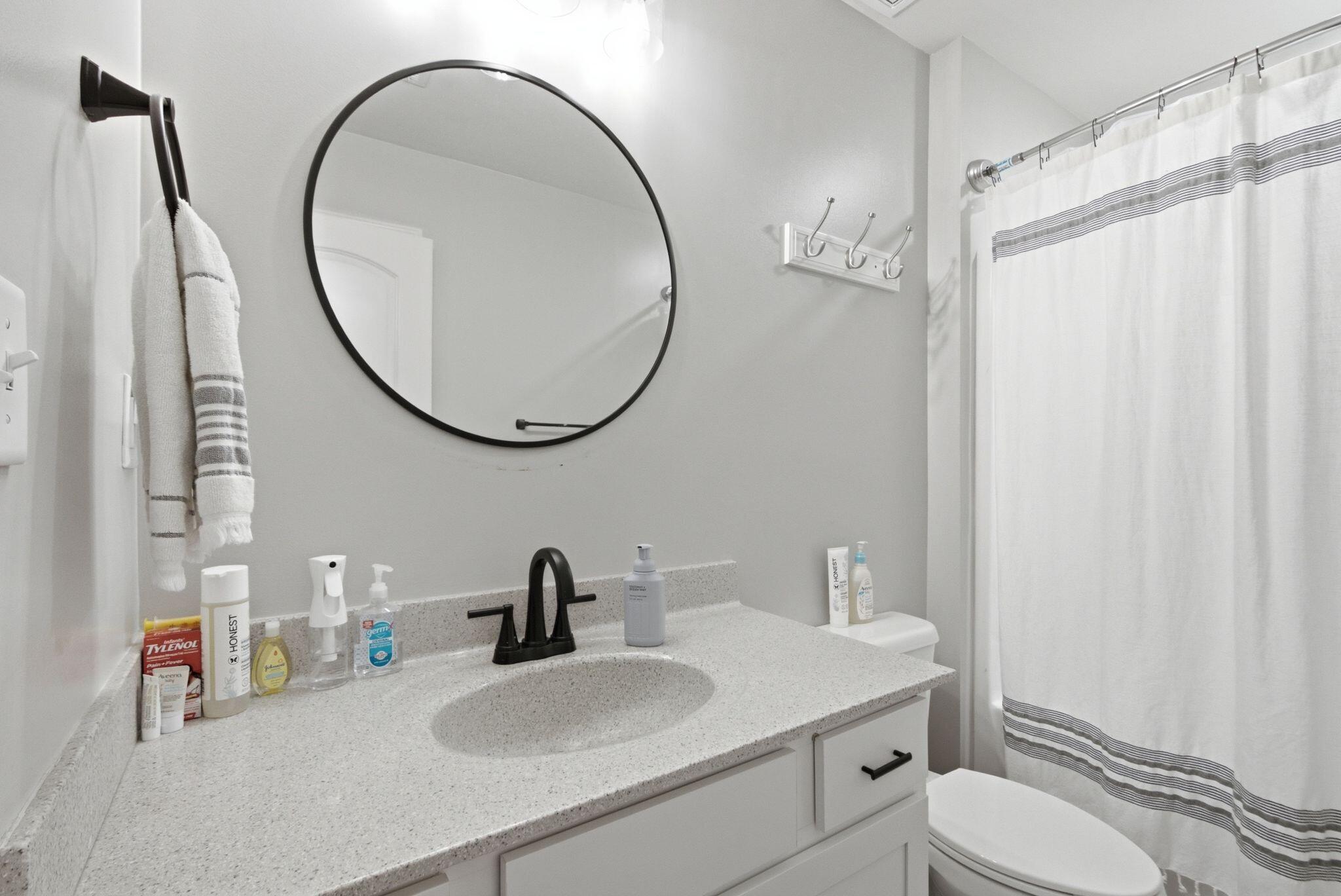 208 Sinclair Court Property Photo 31