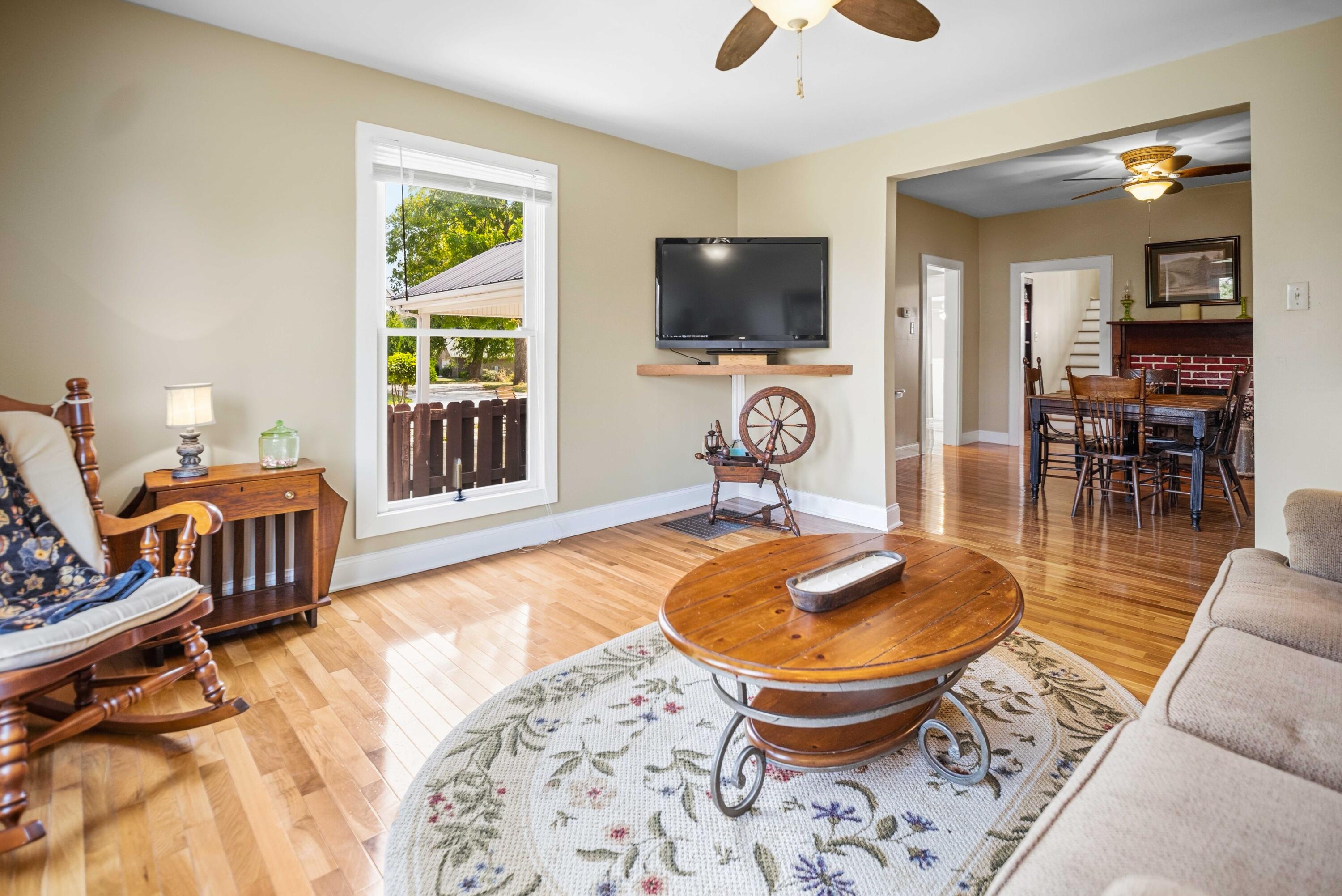 130 Lake Forest Drive Property Photo 19
