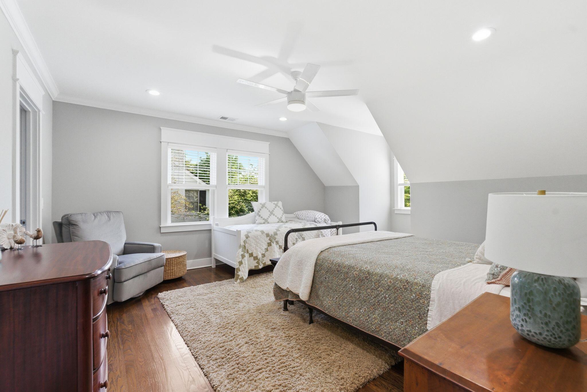 403 Chinoe Road Property Photo 41