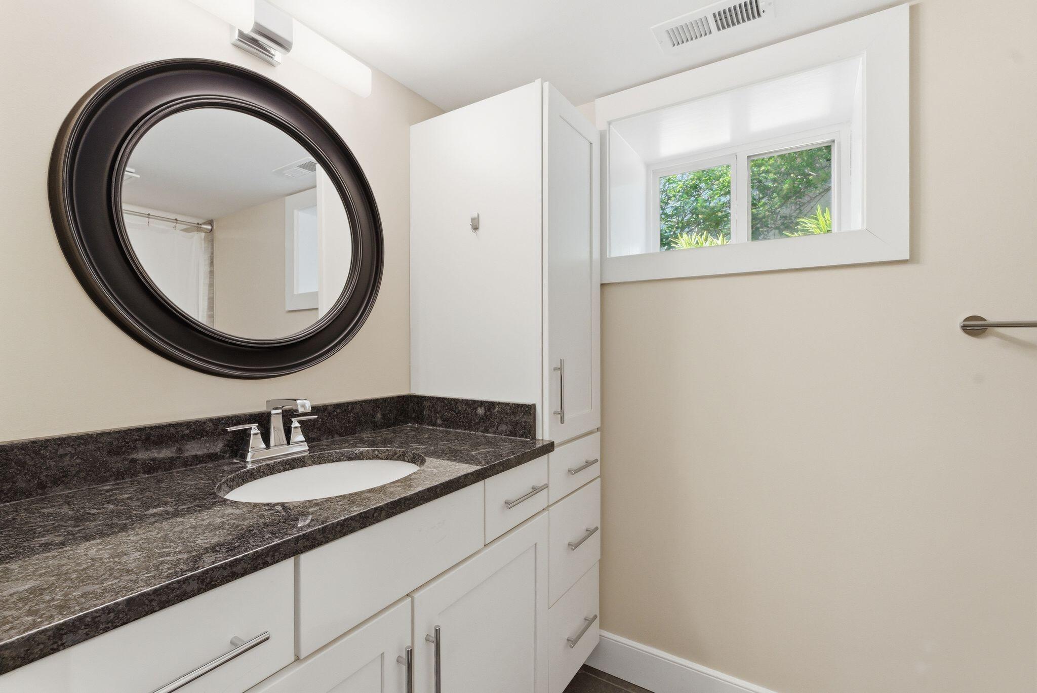 403 Chinoe Road Property Photo 49