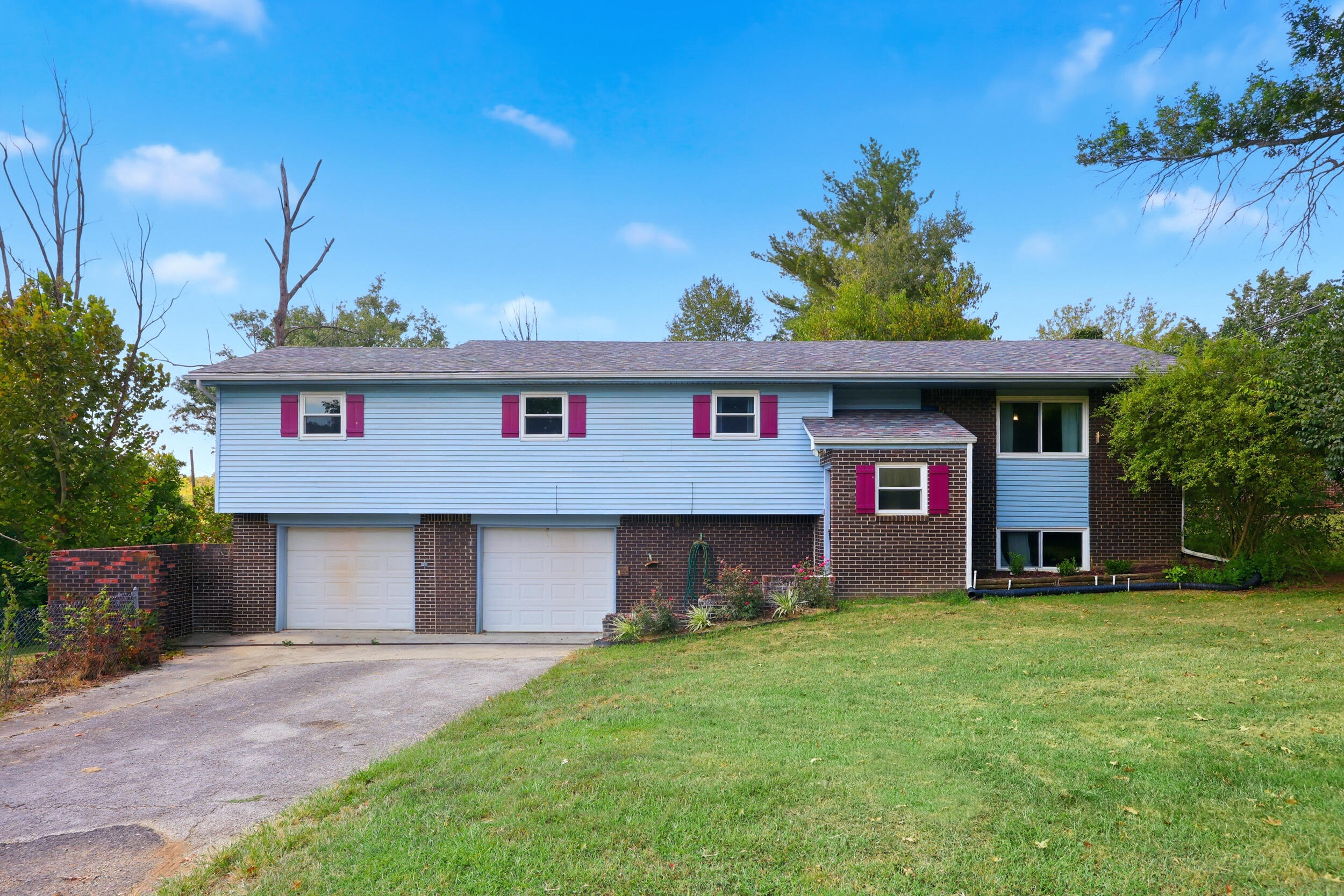 2004 Rockwood Drive
