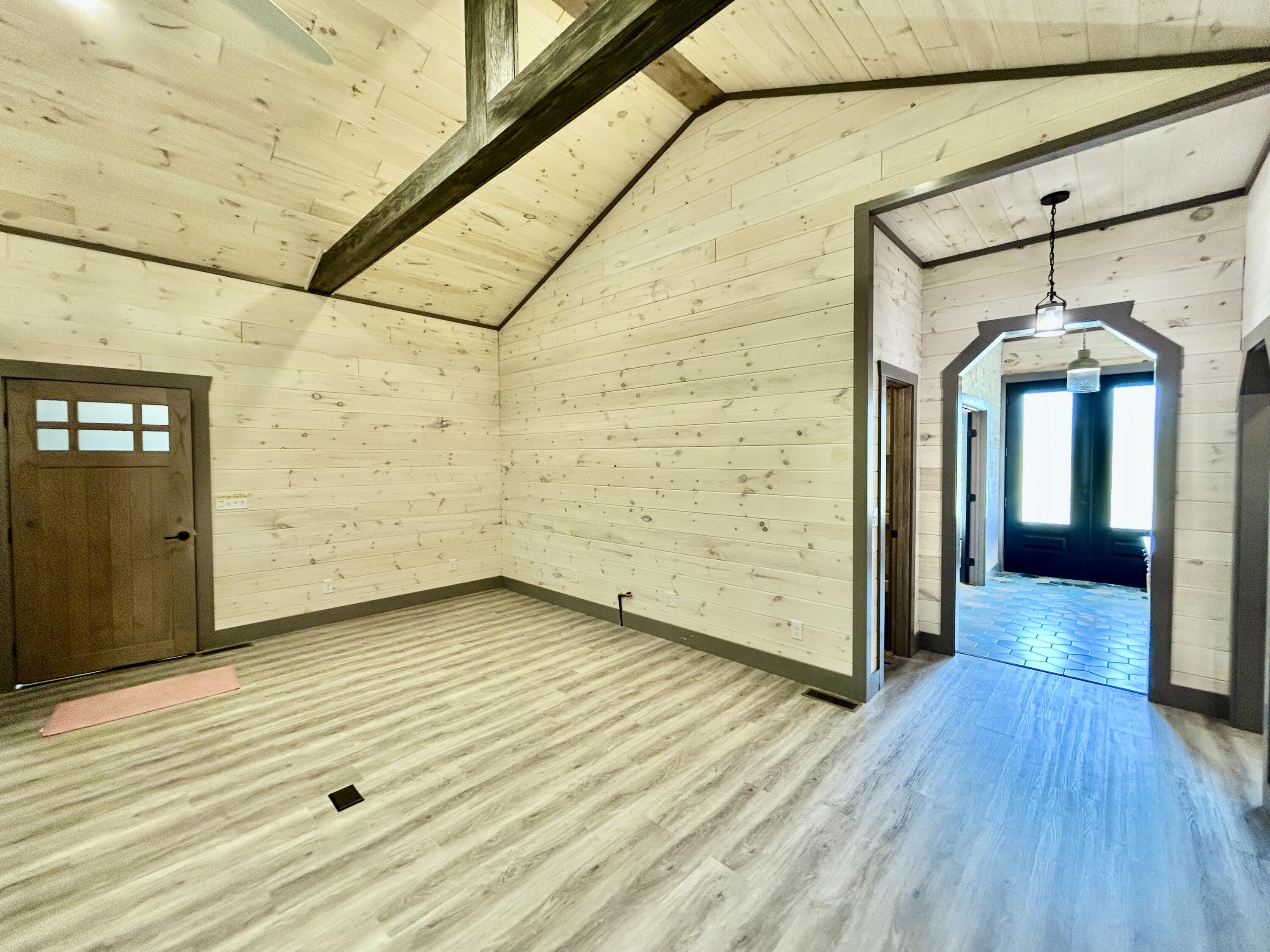 600 Colyer Road Property Photo 17