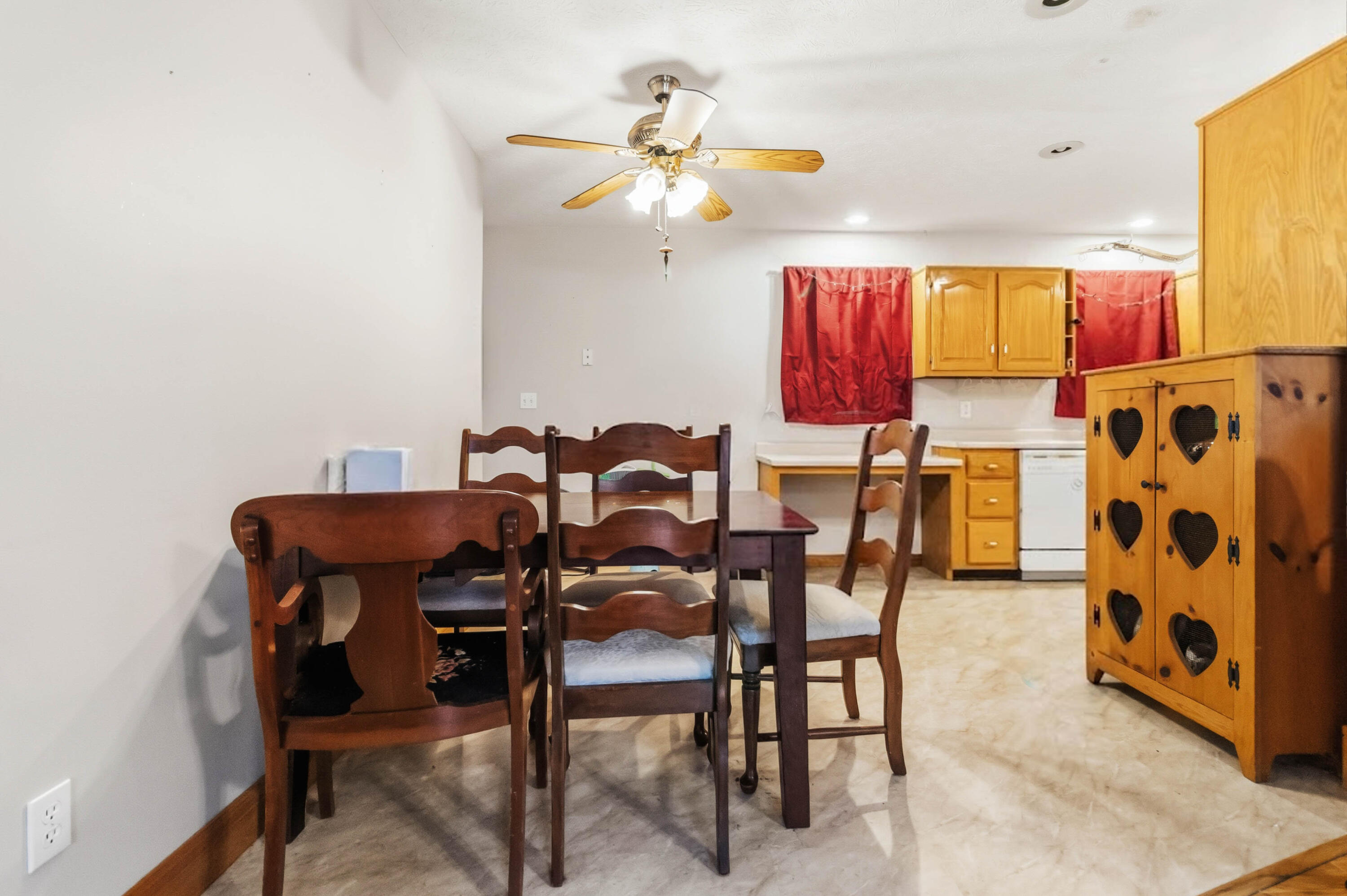 137 Butcher Estates Road Property Photo 7