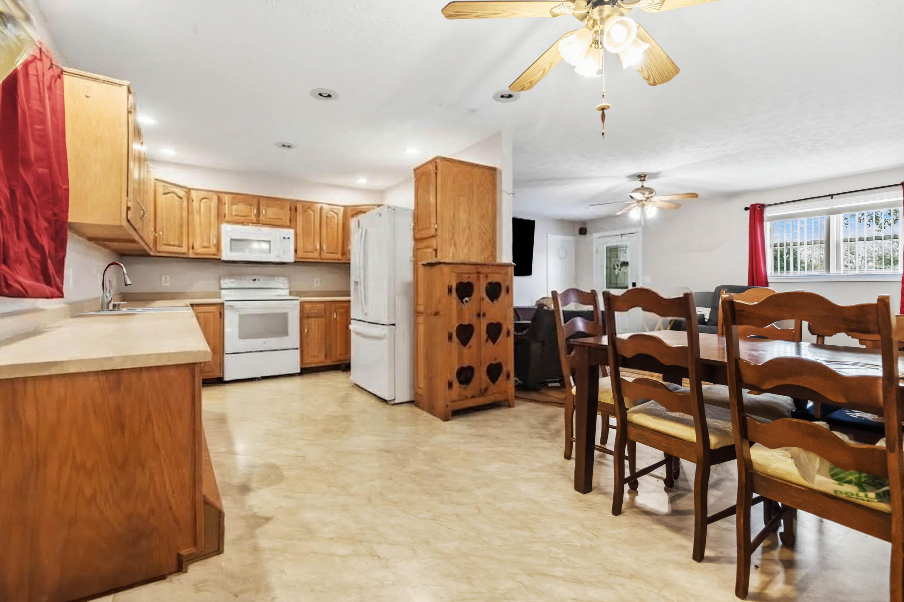 137 Butcher Estates Road Property Photo 8