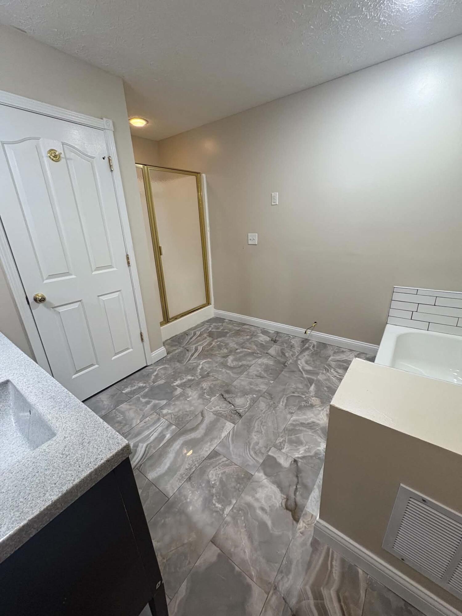 177 General Cleburne Drive Property Photo 41