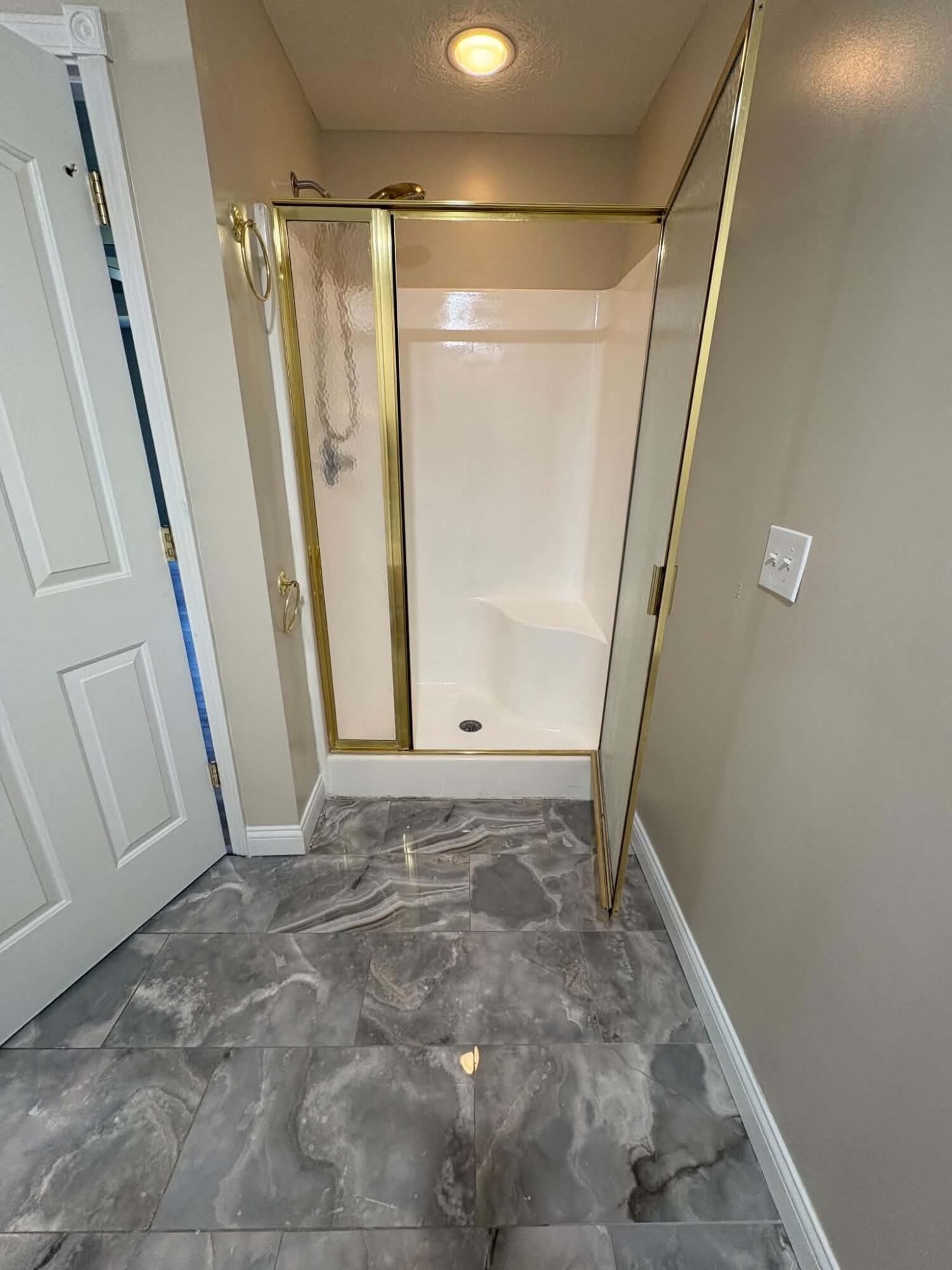 177 General Cleburne Drive Property Photo 42