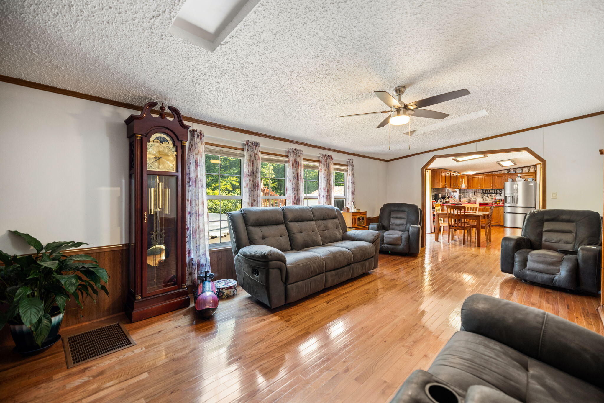 762 Dogwood Lane Property Photo 6
