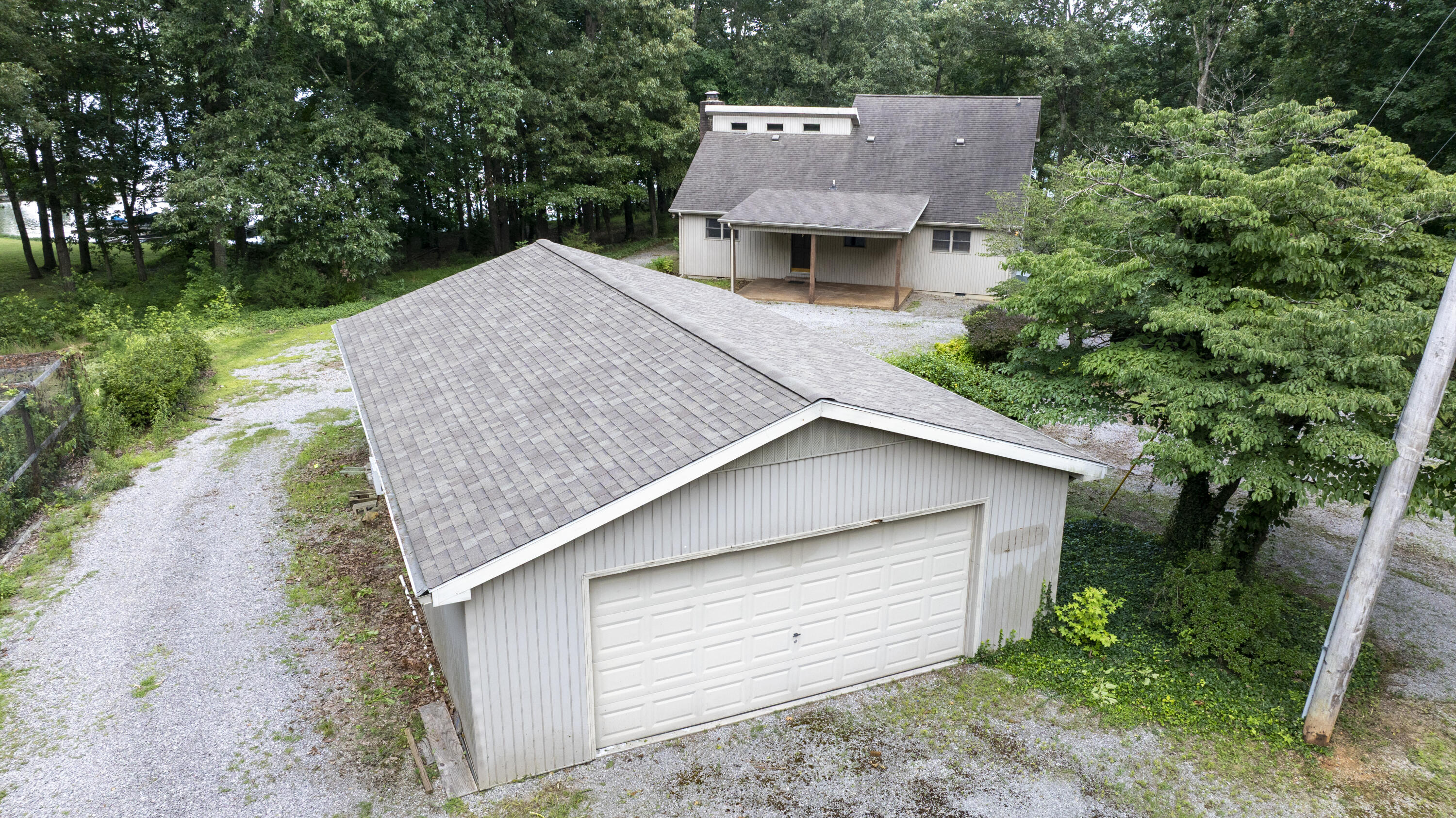 279 Bayshore Drive Property Photo 7