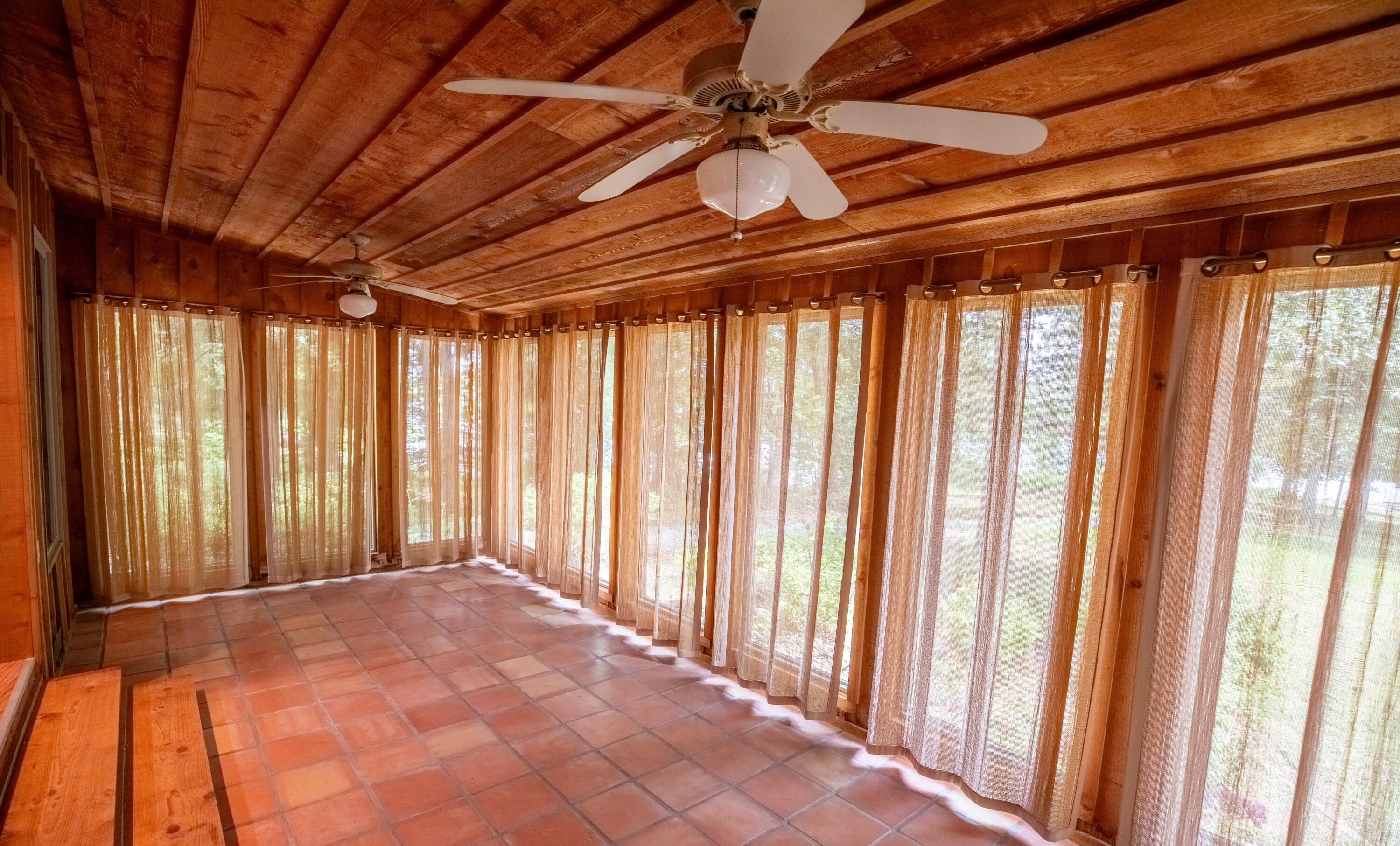 279 Bayshore Drive Property Photo 20