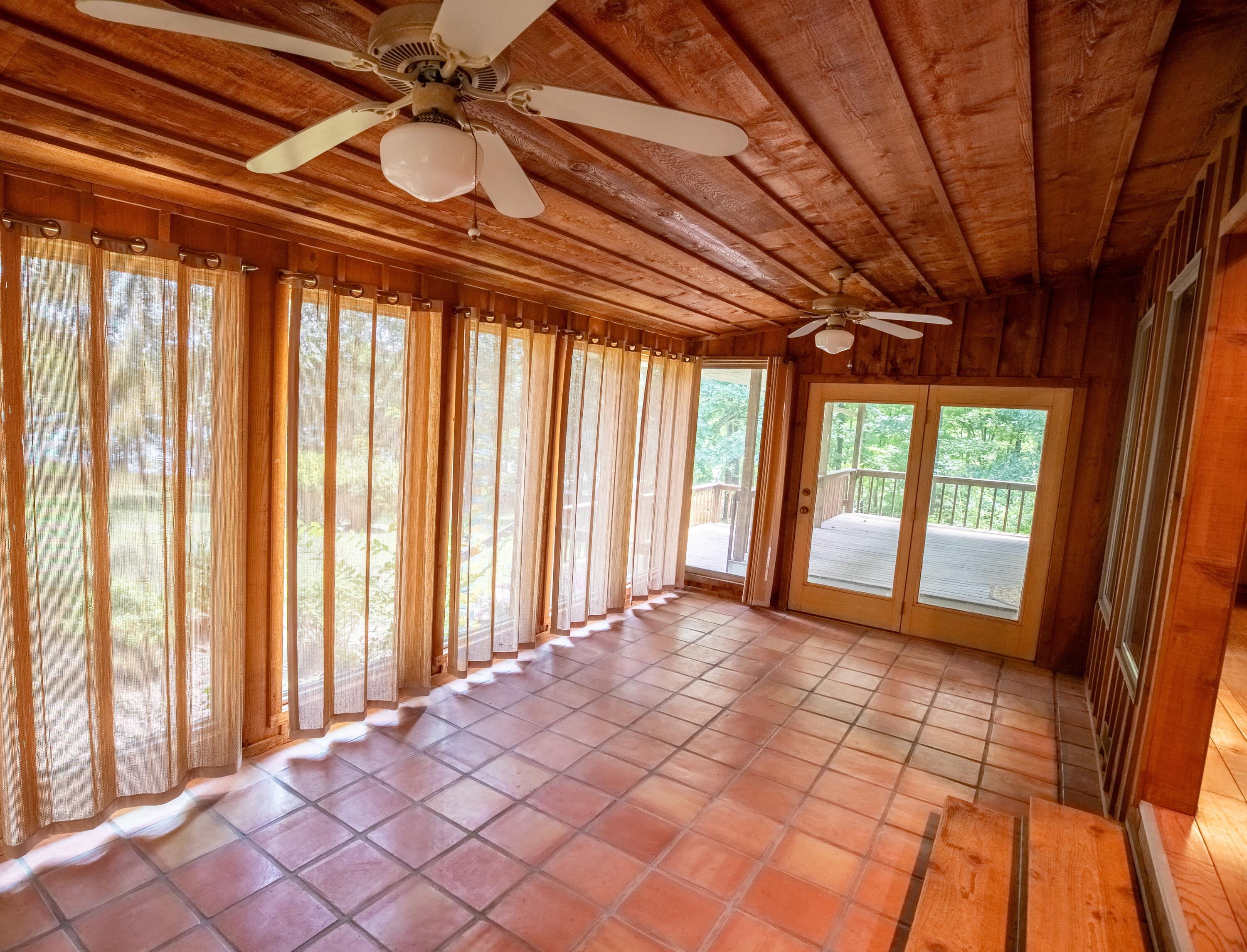 279 Bayshore Drive Property Photo 21