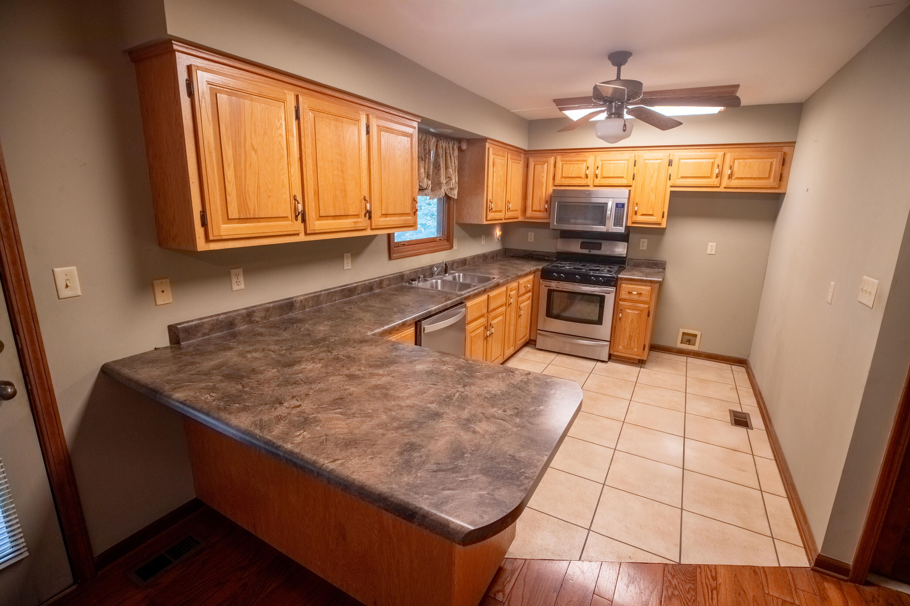 279 Bayshore Drive Property Photo 23