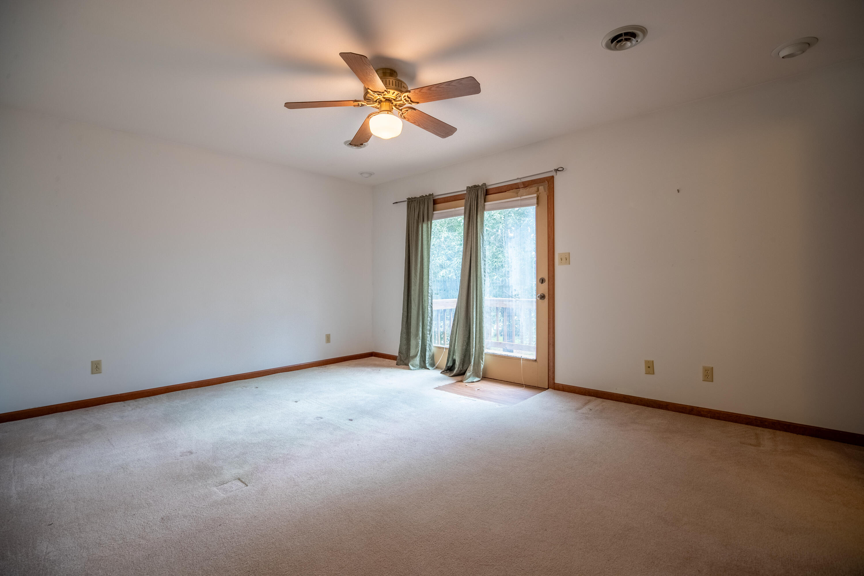279 Bayshore Drive Property Photo 30