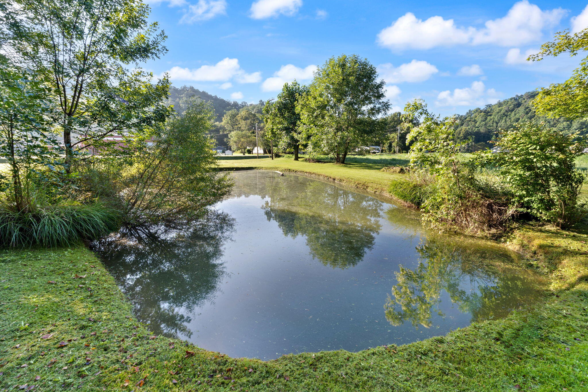 5084 Middle Fork Road Property Photo 8