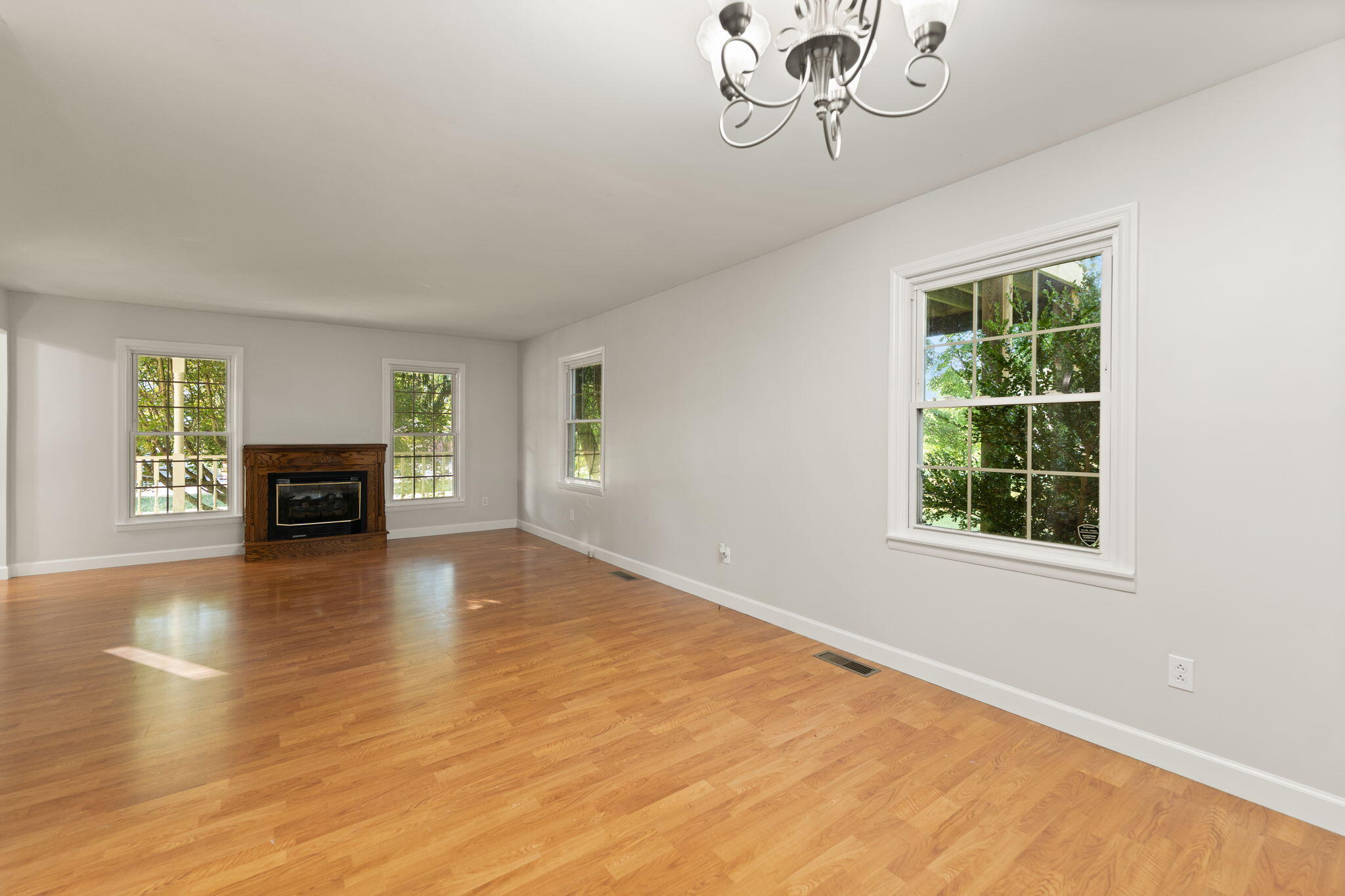 5084 Middle Fork Road Property Photo 17