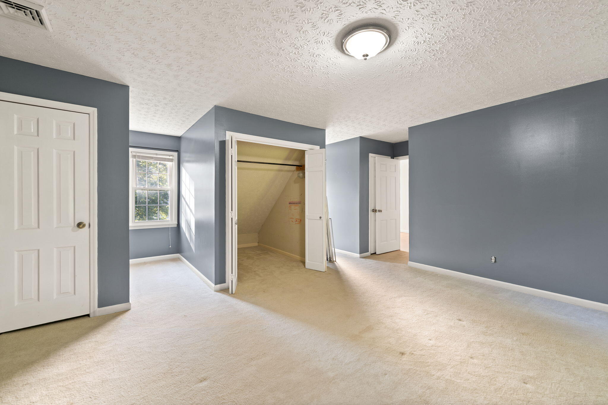 5084 Middle Fork Road Property Photo 31