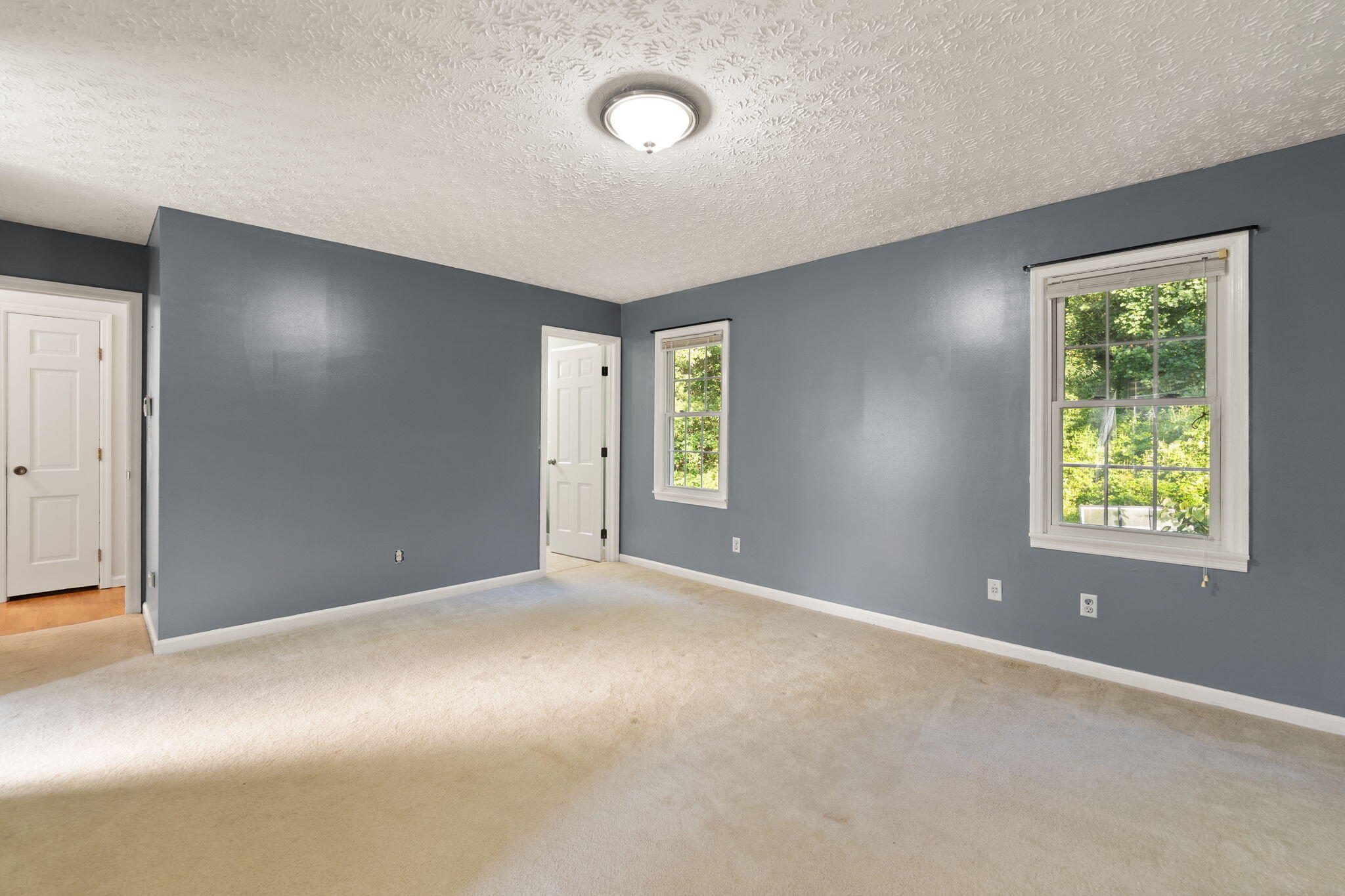 5084 Middle Fork Road Property Photo 32