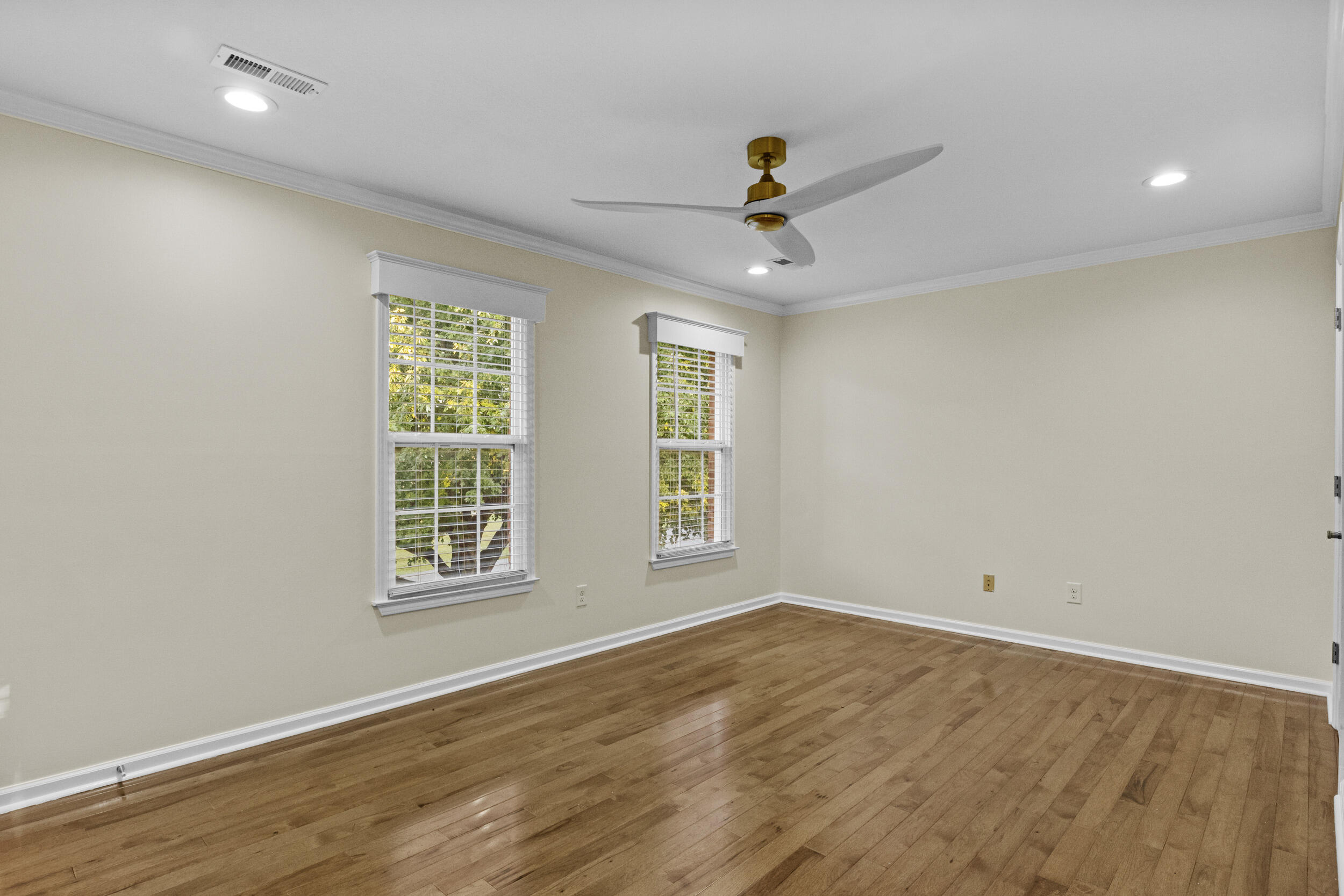 116 Man O War Drive Property Photo 37