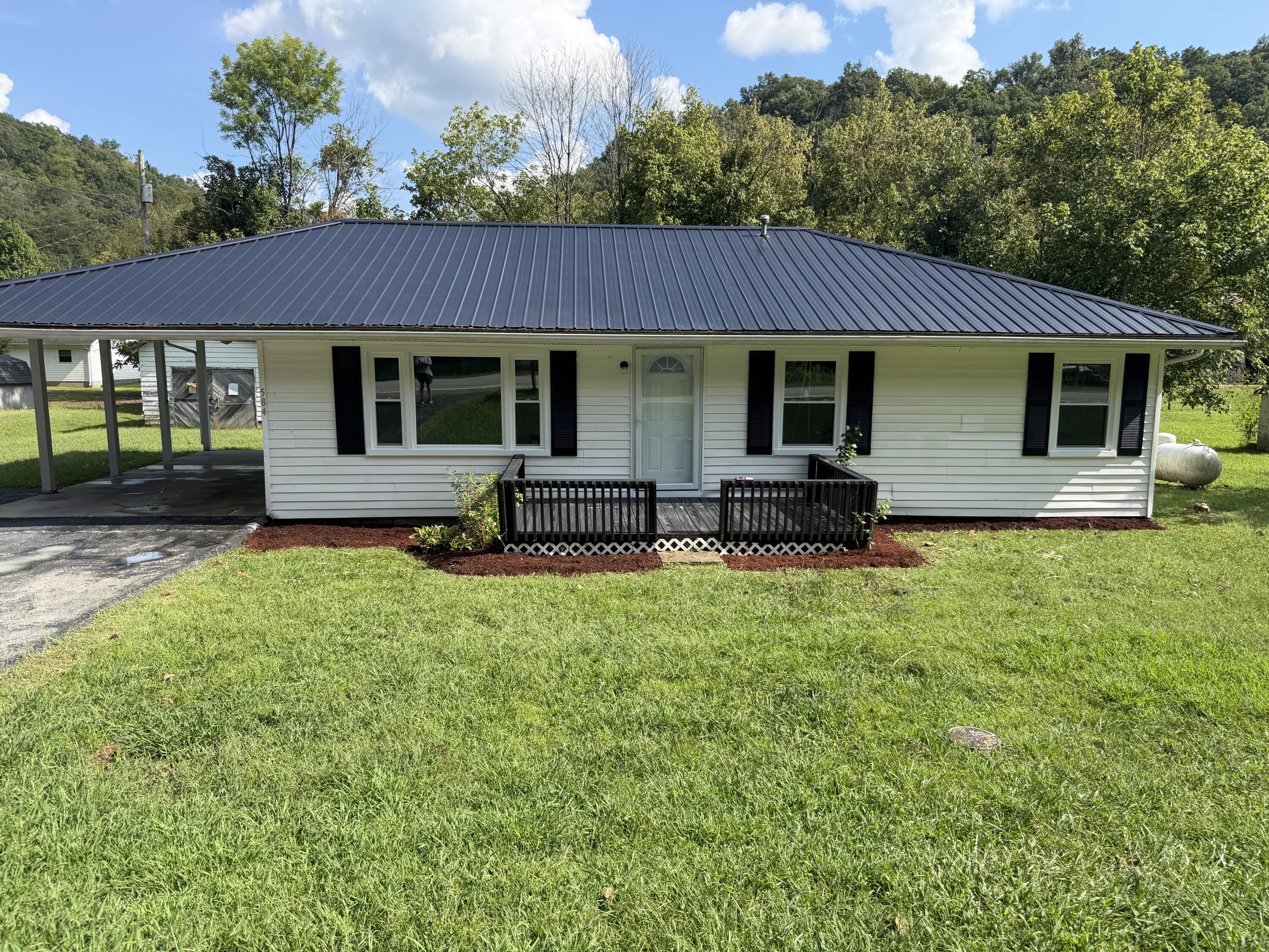 584 Ky-36 Property Photo 2