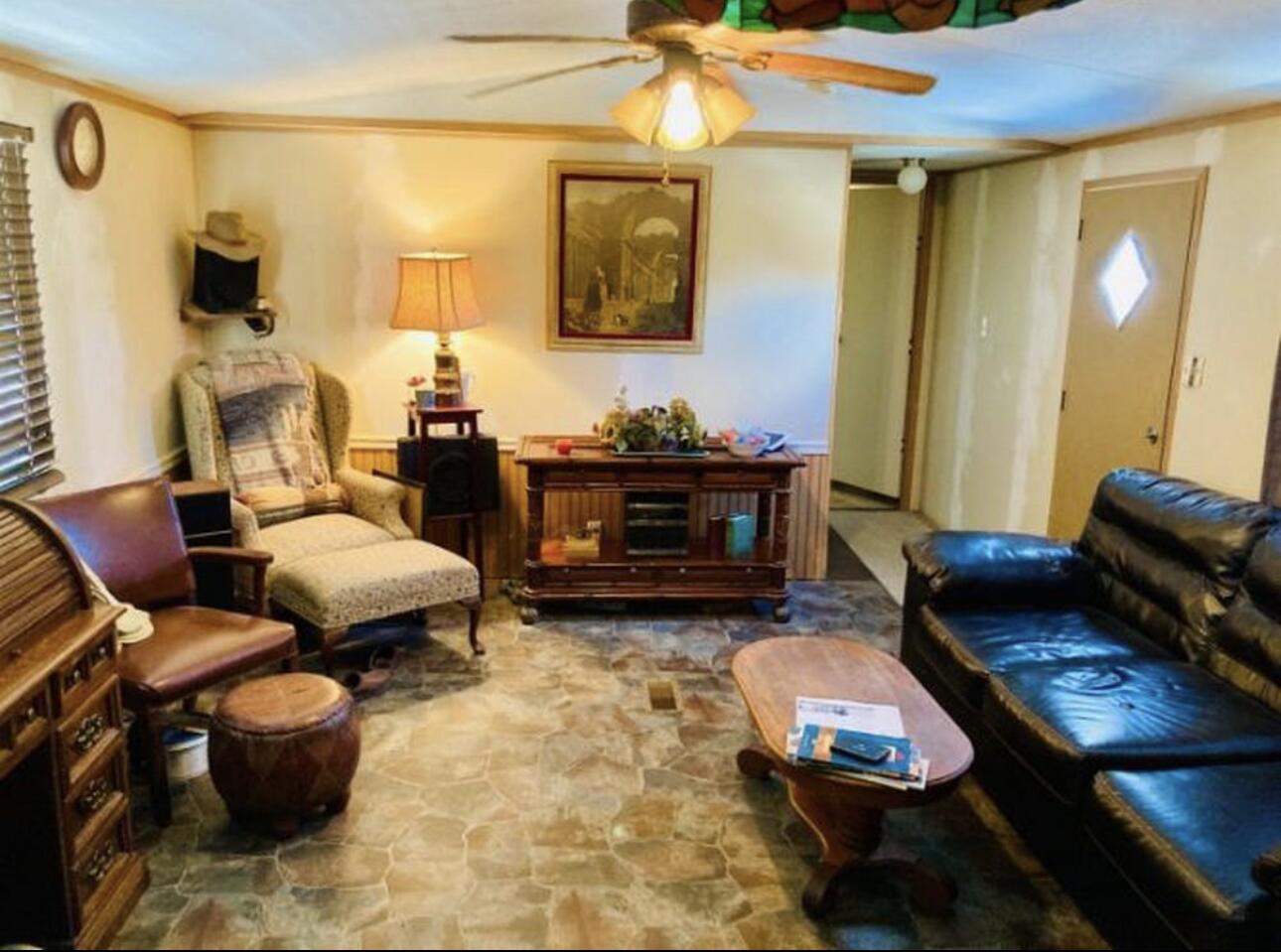 4131 Sweetwater Road Property Photo 4