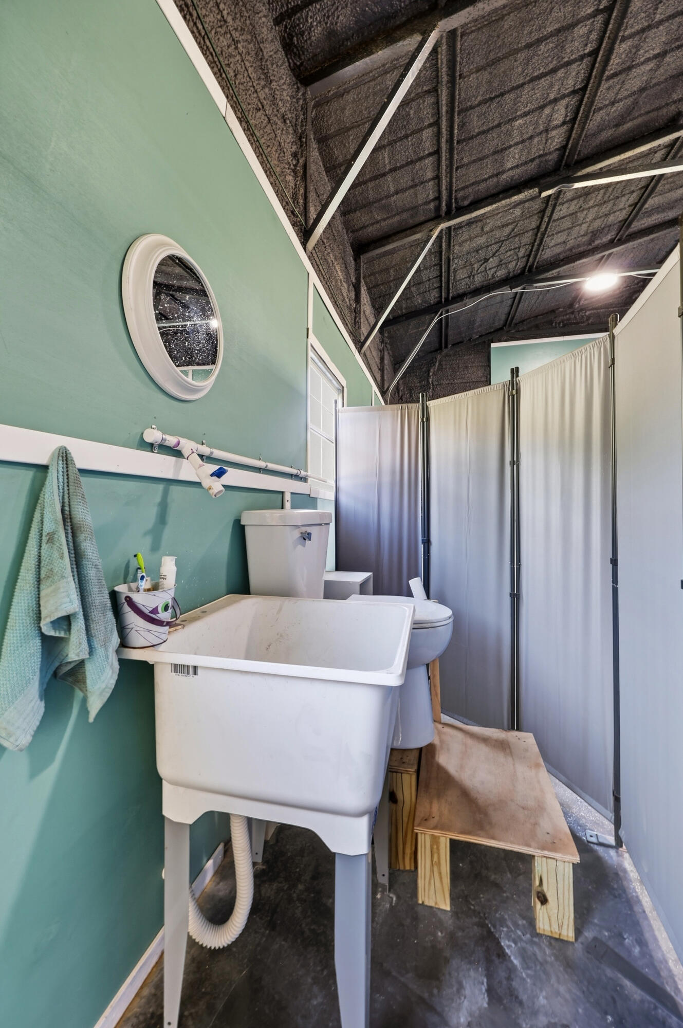 6369 Wildie Road Property Photo 14