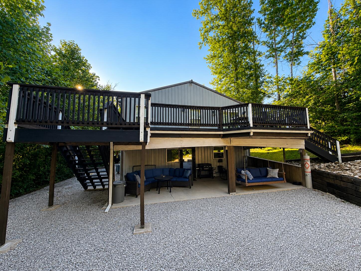 1009 Ramseys Point Road Property Photo 1