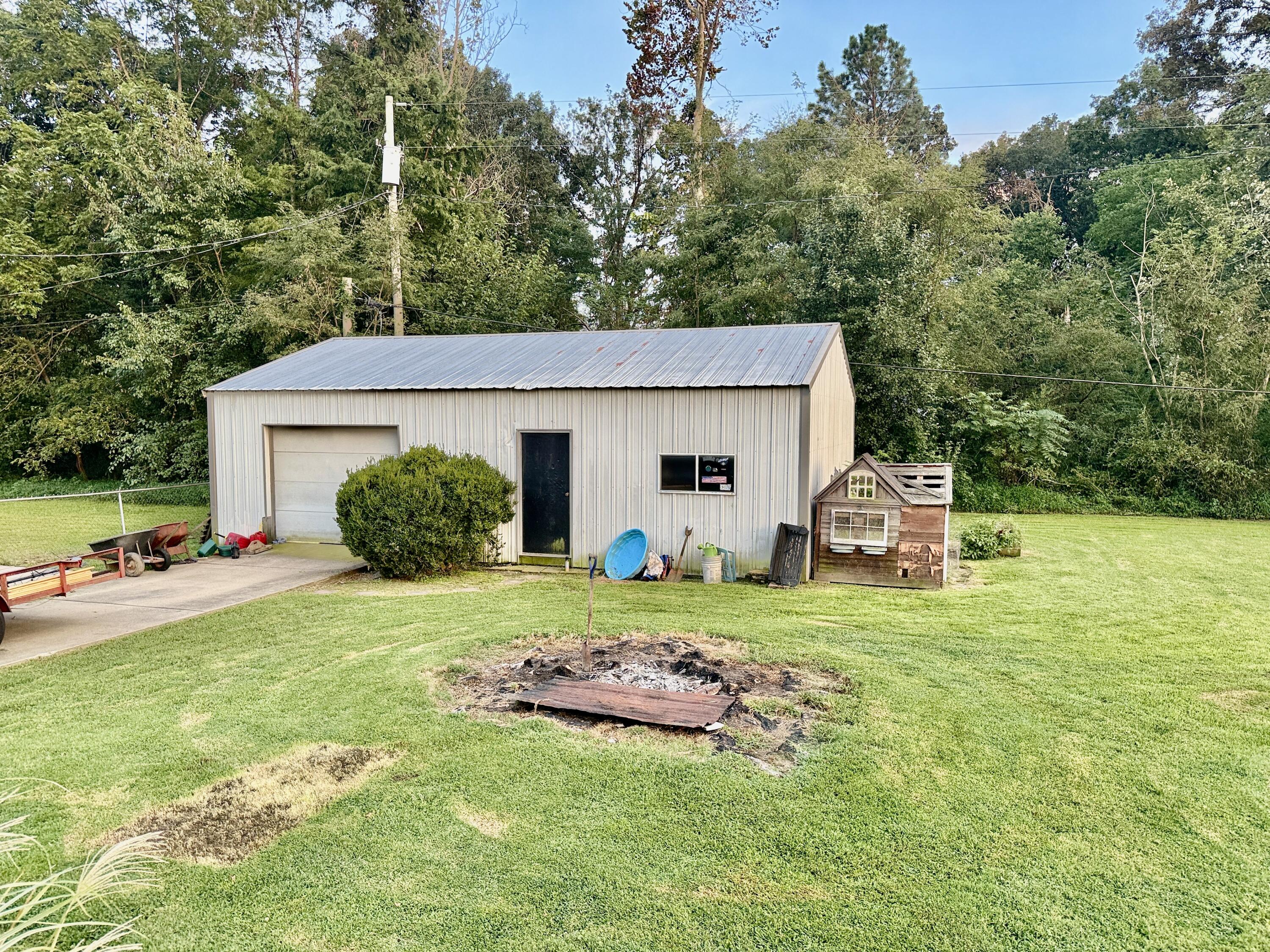 153 Southern Heights Property Photo 9