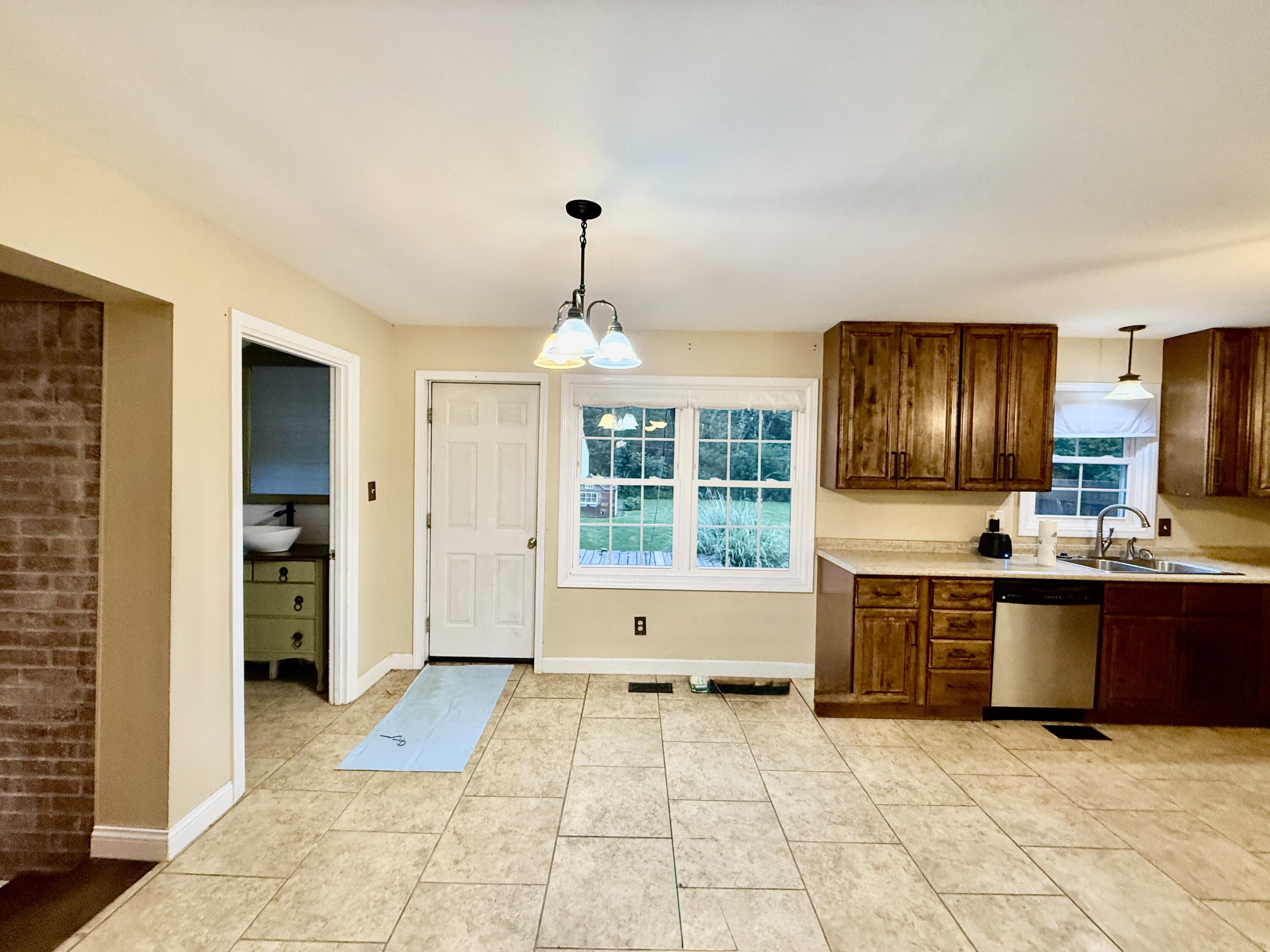 153 Southern Heights Property Photo 19