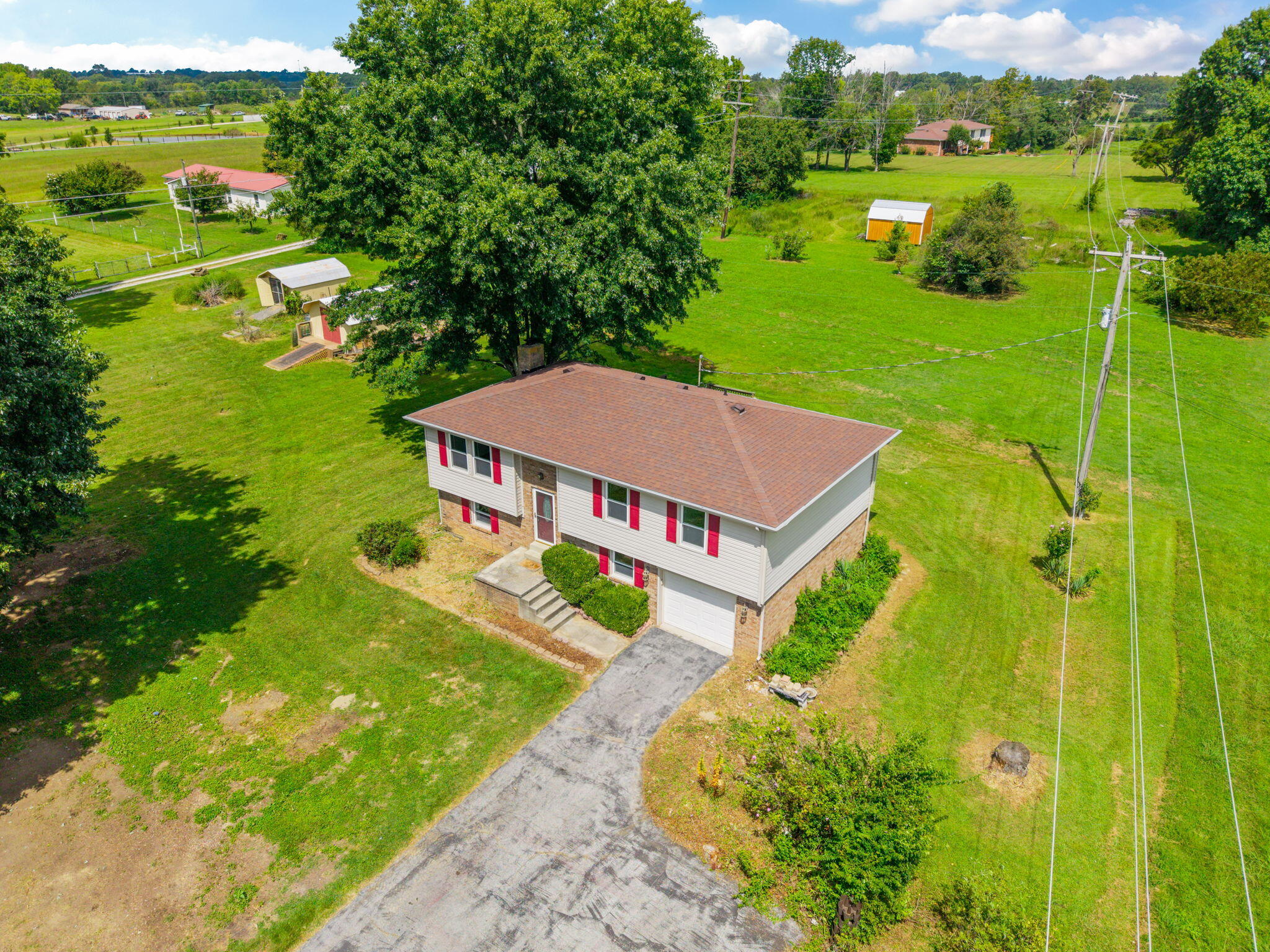 50 Hickory Lane Property Photo 8