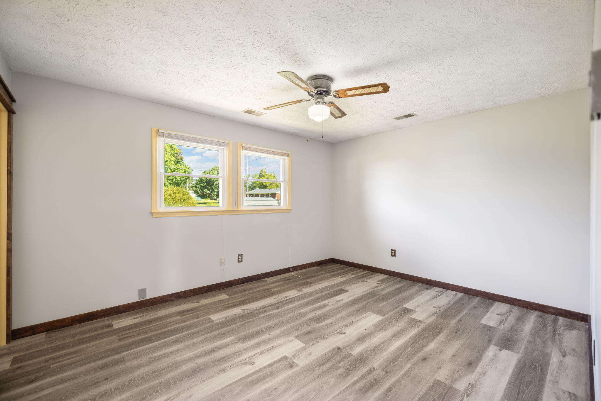 50 Hickory Lane Property Photo 18