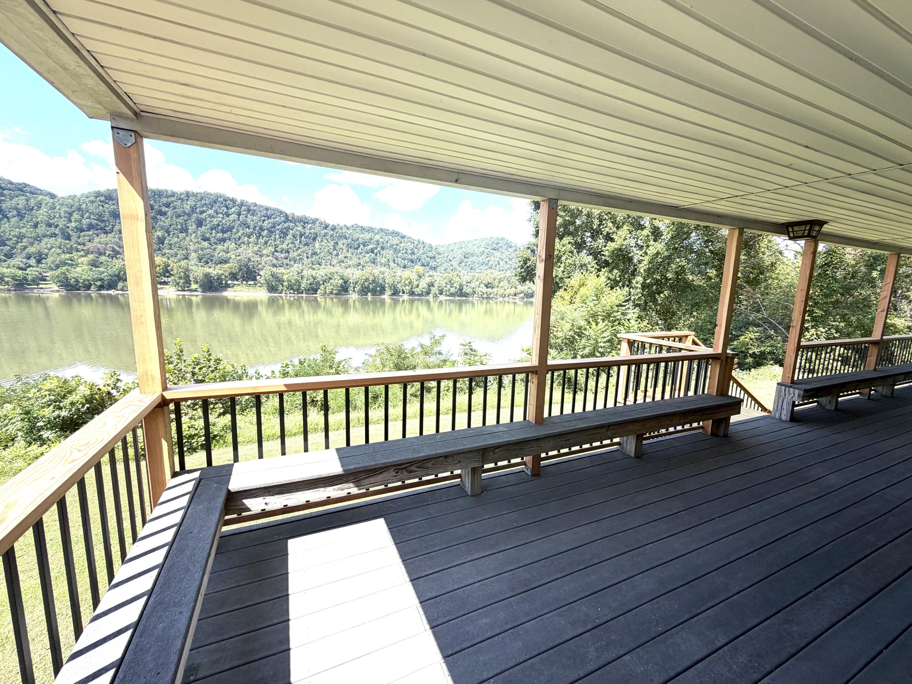 12 River Rd Street Property Photo 4