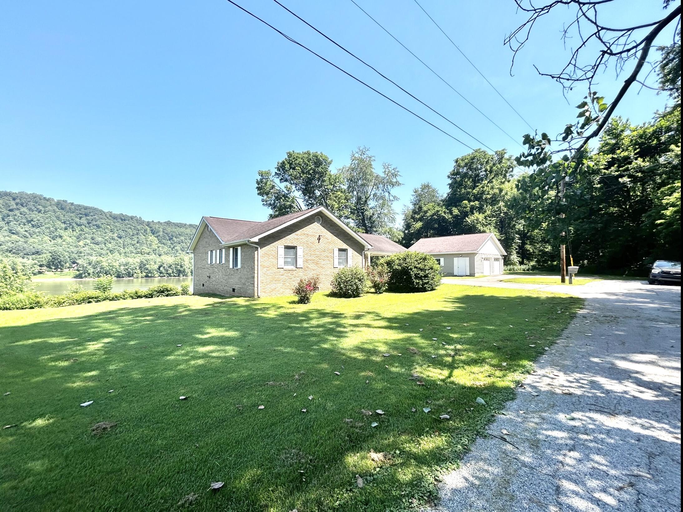 12 River Rd Street Property Photo 5