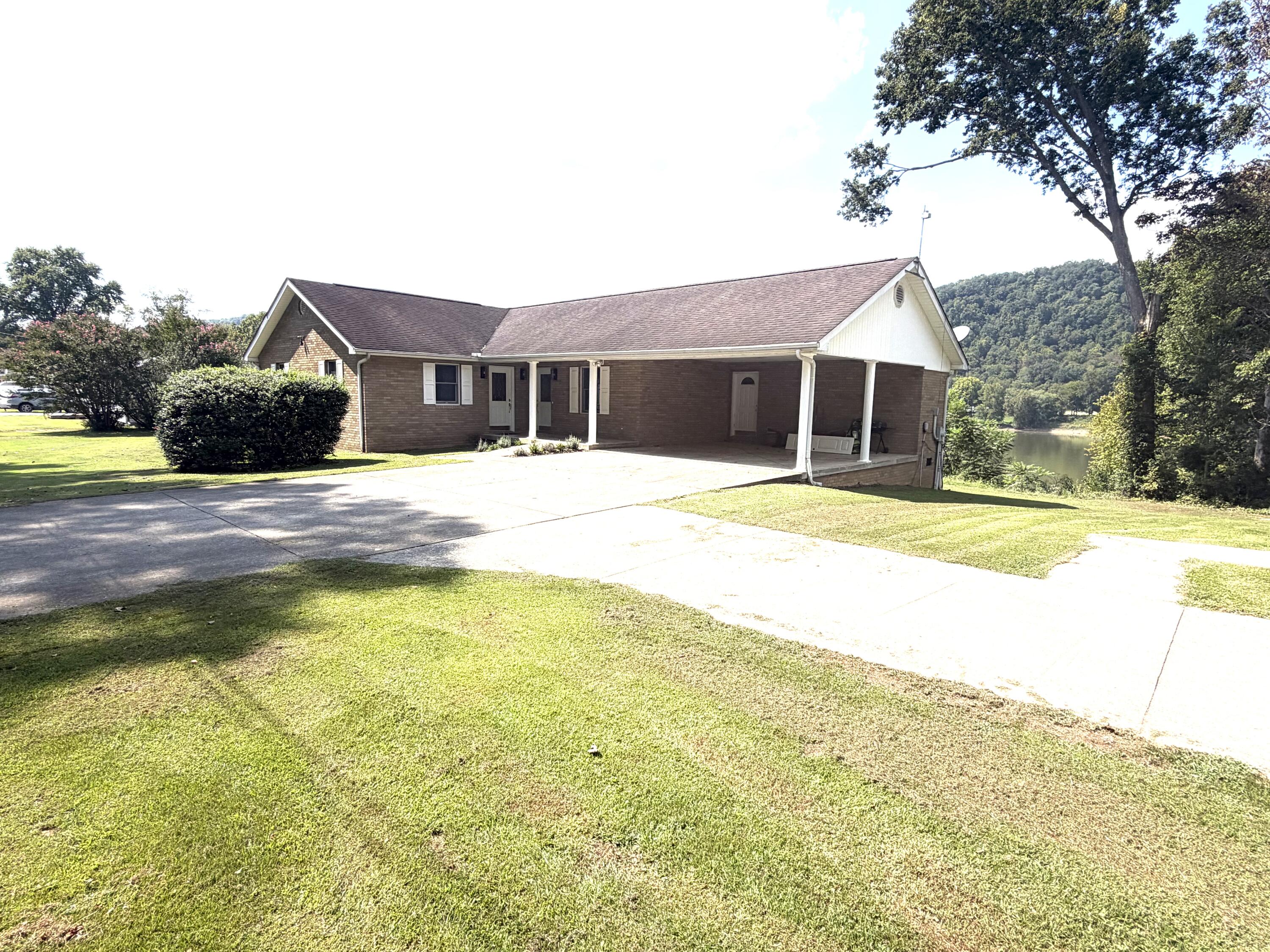 12 River Rd Street Property Photo 6