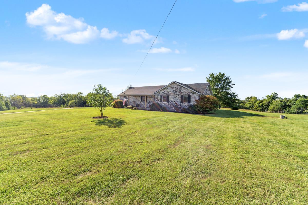 761 Texas Loop Road Property Photo 3