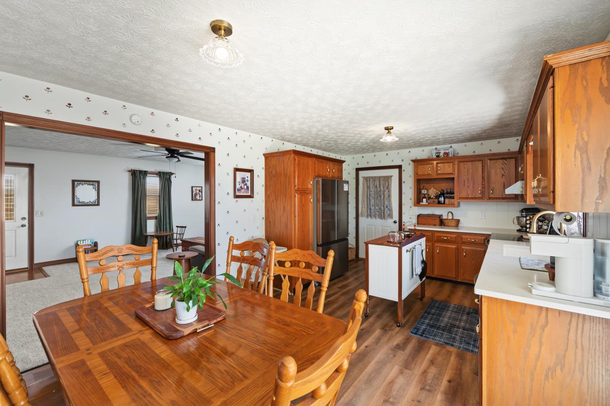 761 Texas Loop Road Property Photo 10