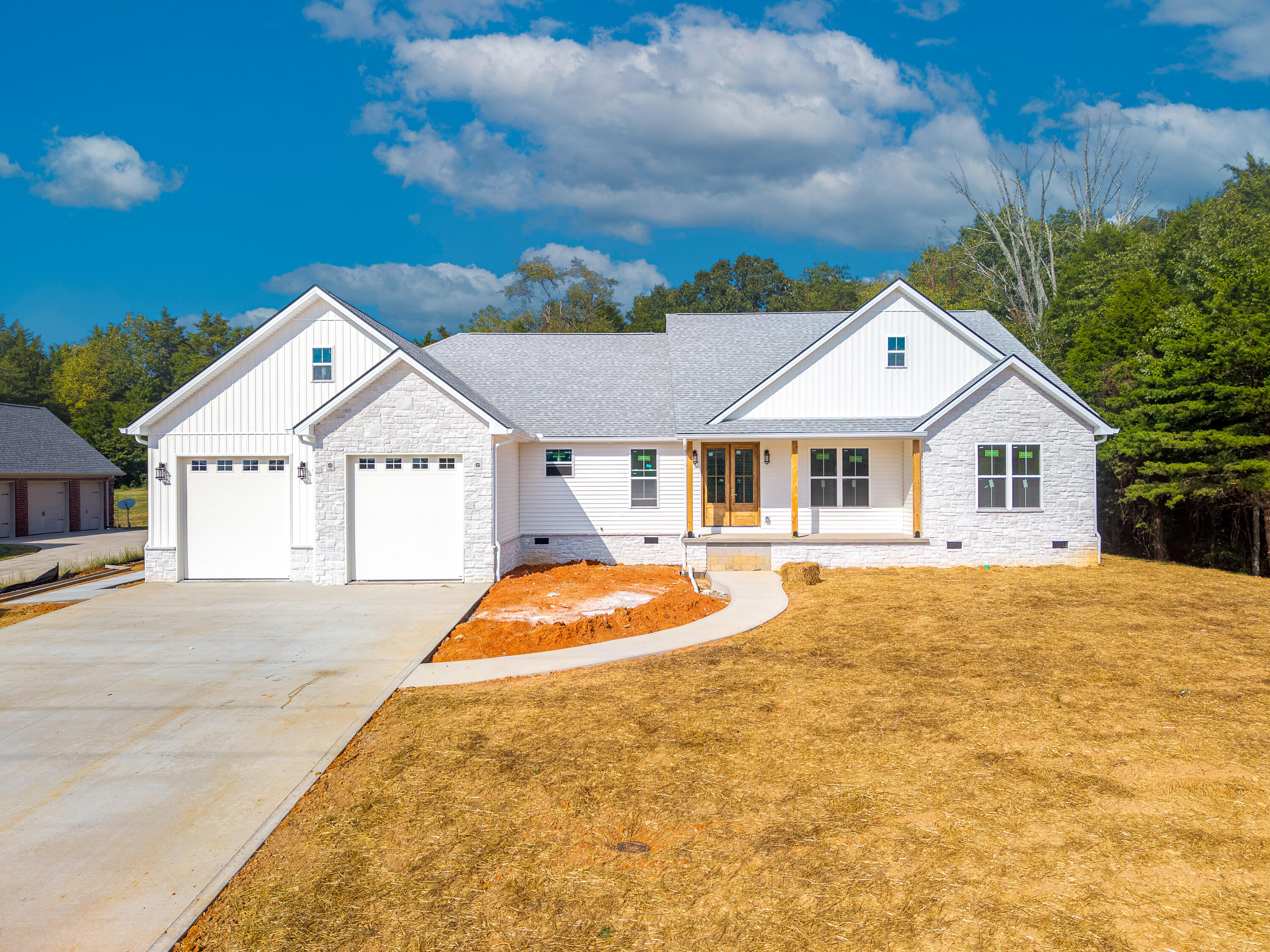 104 Whistling Straits Drive Property Photo 2