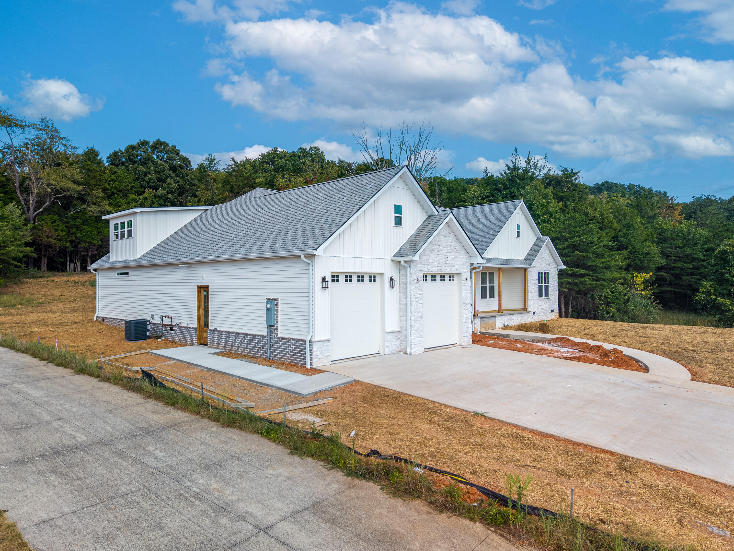104 Whistling Straits Drive Property Photo 5