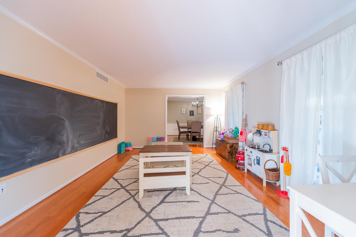 312 Highland Avenue Property Photo 8