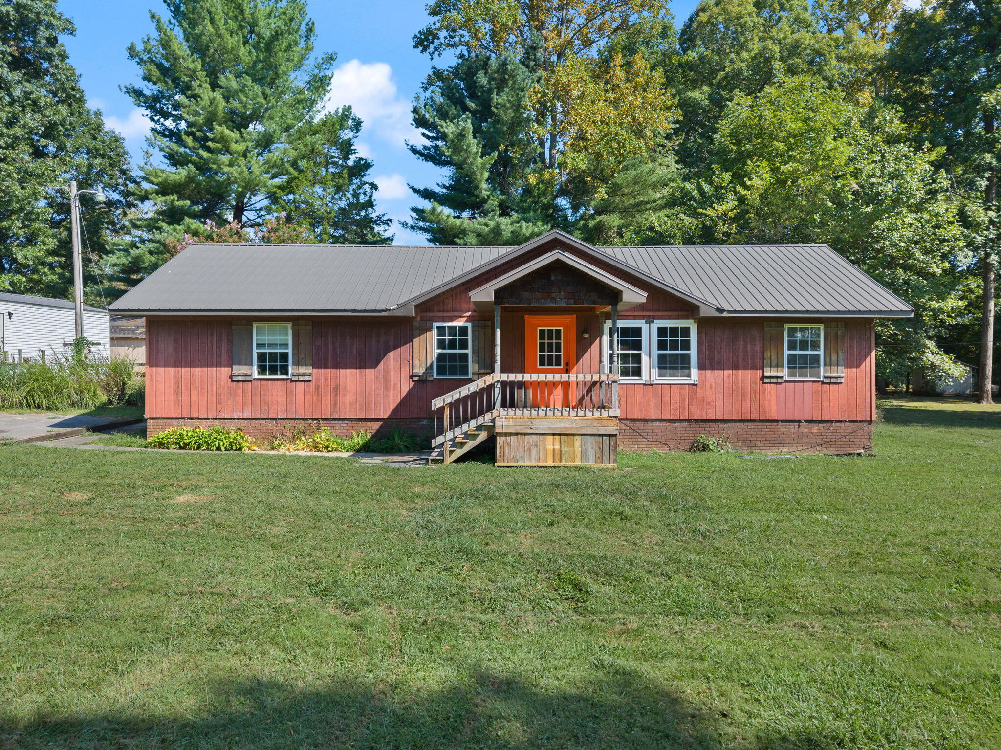 42 Oakview Lane Property Photo 1