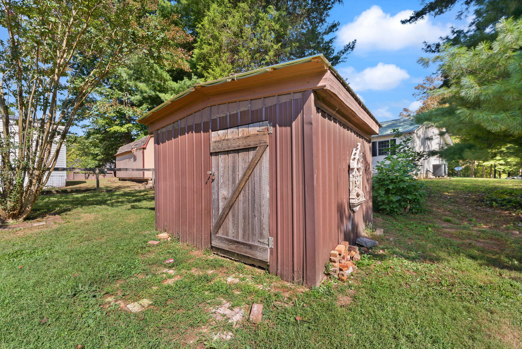 42 Oakview Lane Property Photo 44