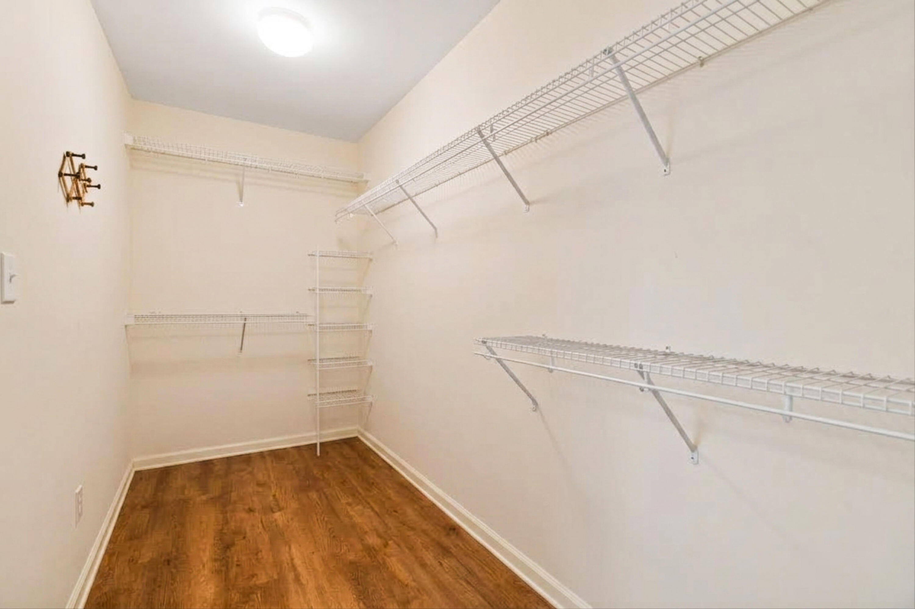 1120 Stonecrop Drive Property Photo 30