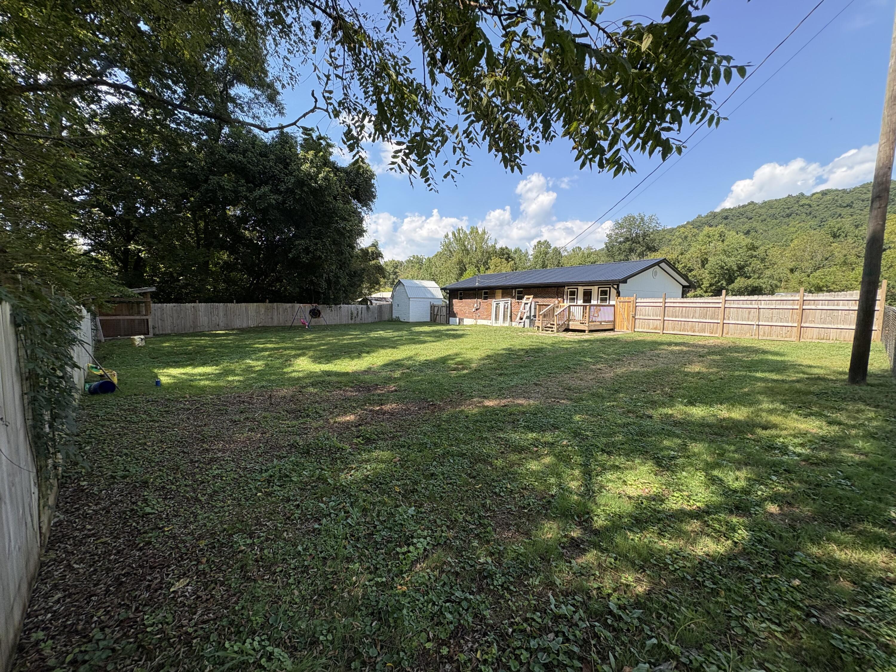 1895 Caudill Road Property Photo 2