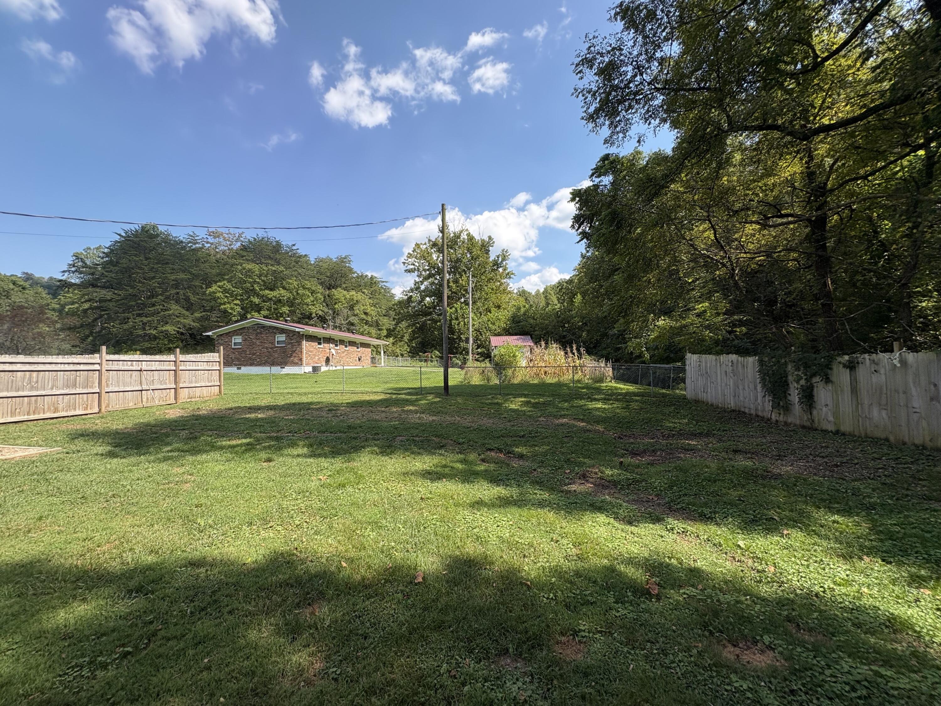 1895 Caudill Road Property Photo 3